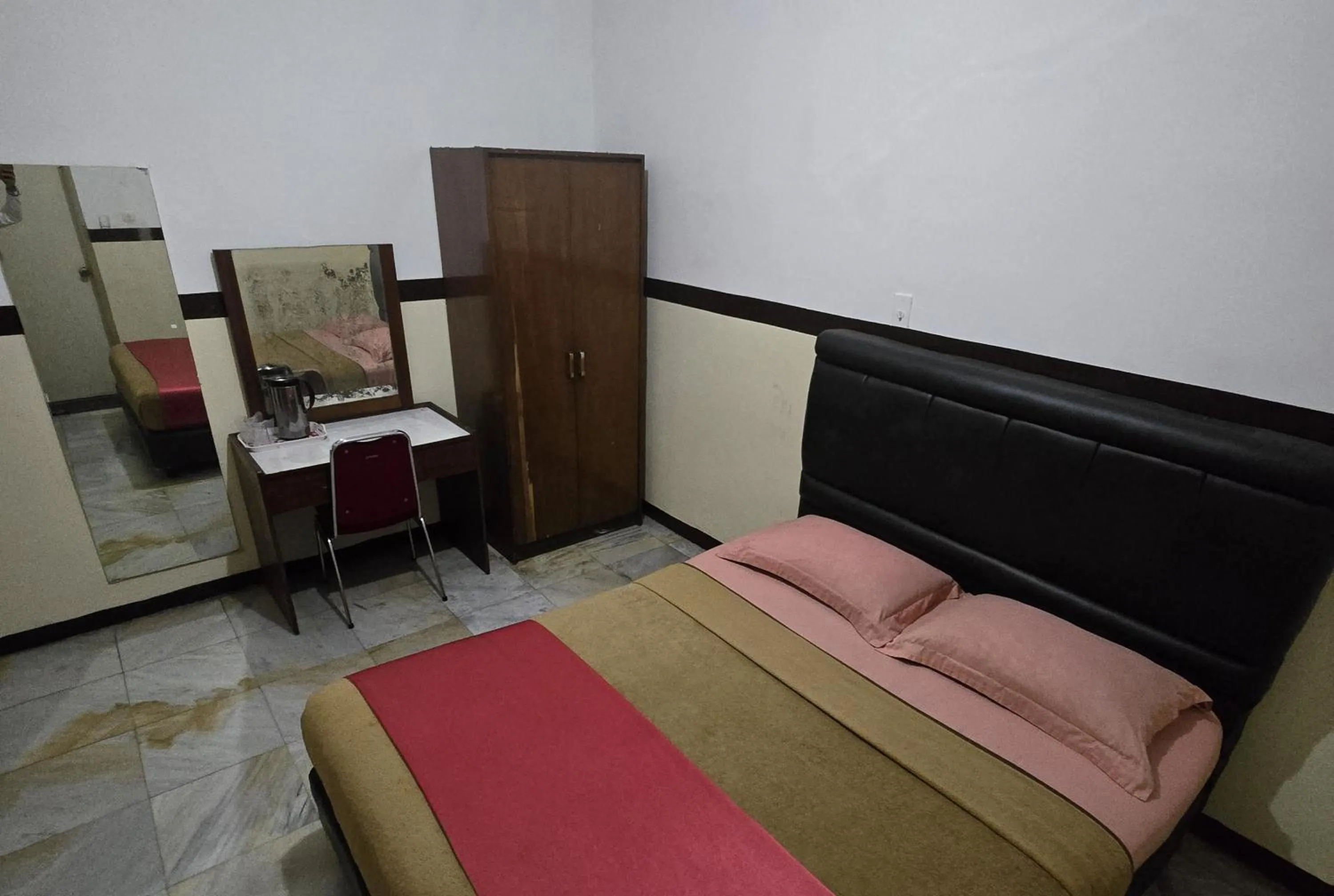 Bed in Hotel Tugu Asri