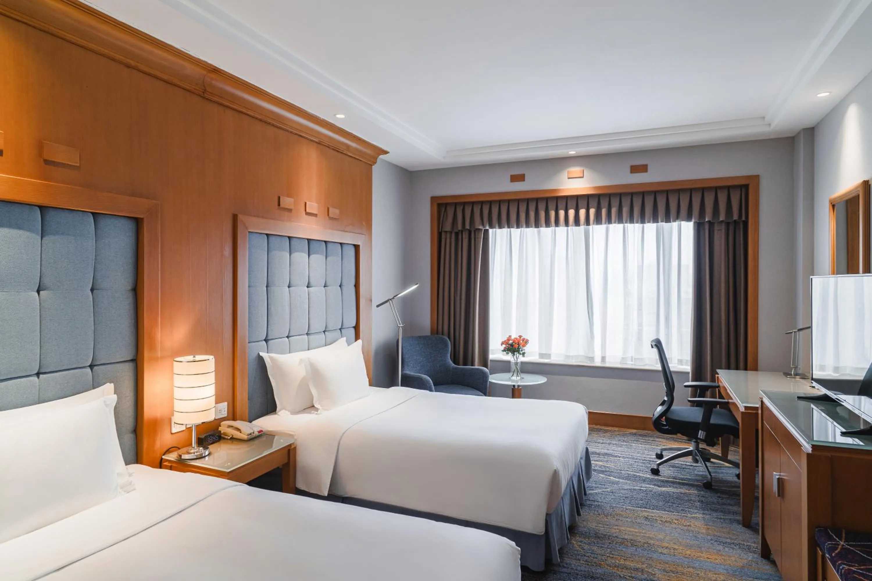 Bed in Crowne Plaza Shanghai by IHG