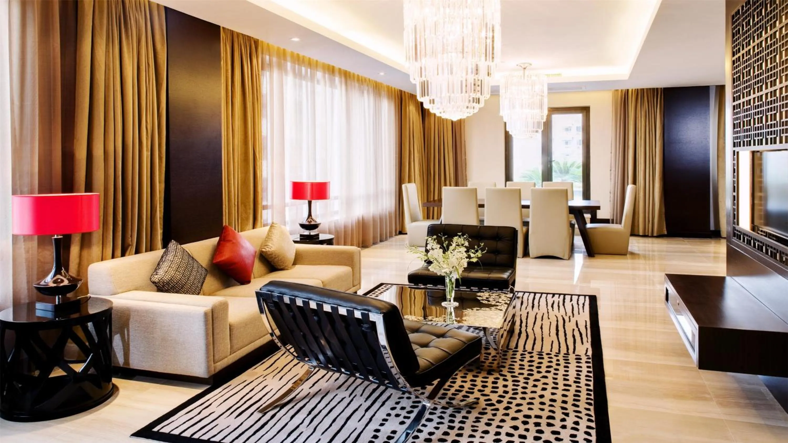Photo of the whole room in Crowne Plaza Shanghai by IHG
