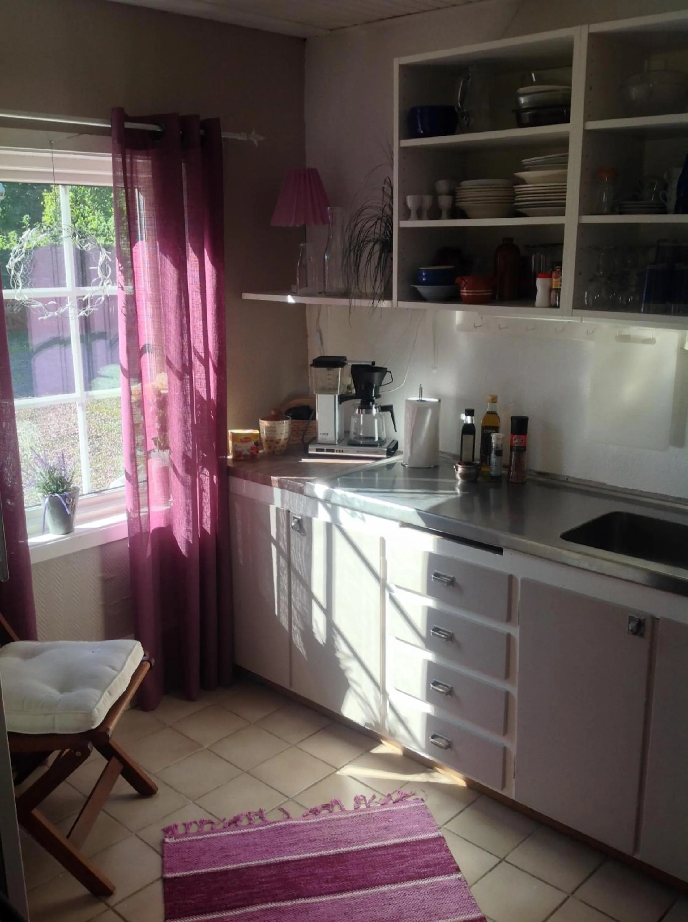 Communal kitchen in Gånarps rum och Stuguthyrning