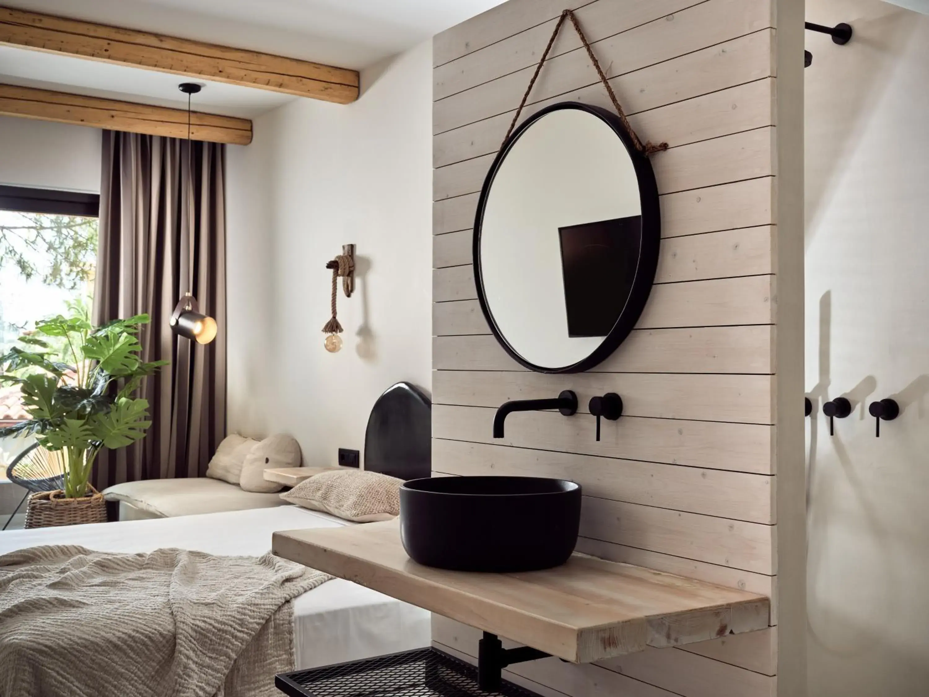 Executive Room with Landscape View in Gloria Maris Hotel Suites and Villas Executive Room with Landscape View in Gloria Maris Hotel Suites and Villas