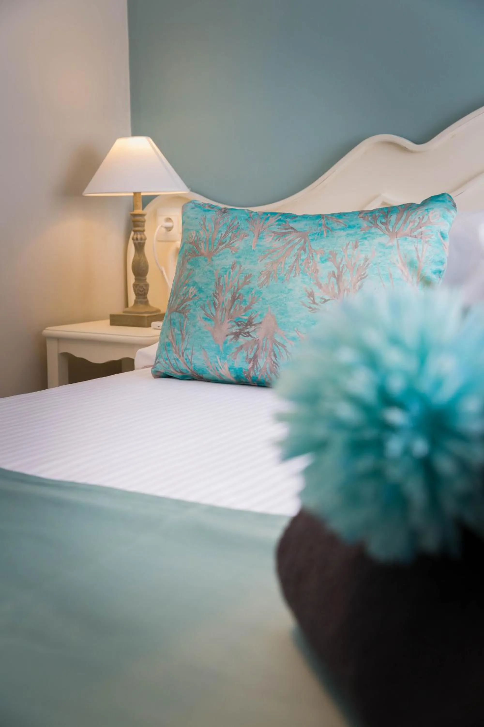 Bed in Holidays2Malaga Suites