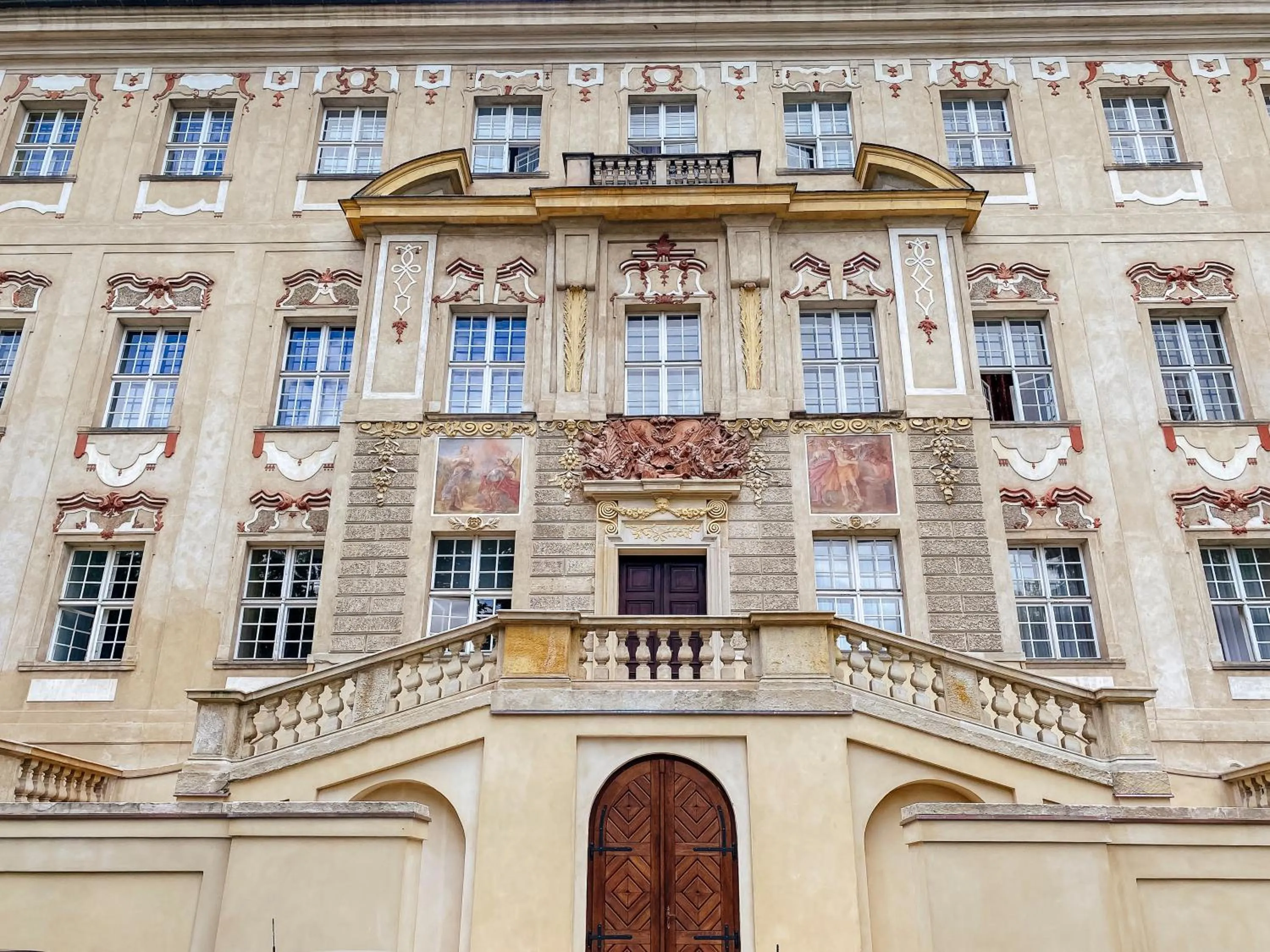 Property building in Hotel Zamek Królewski w Rydzynie