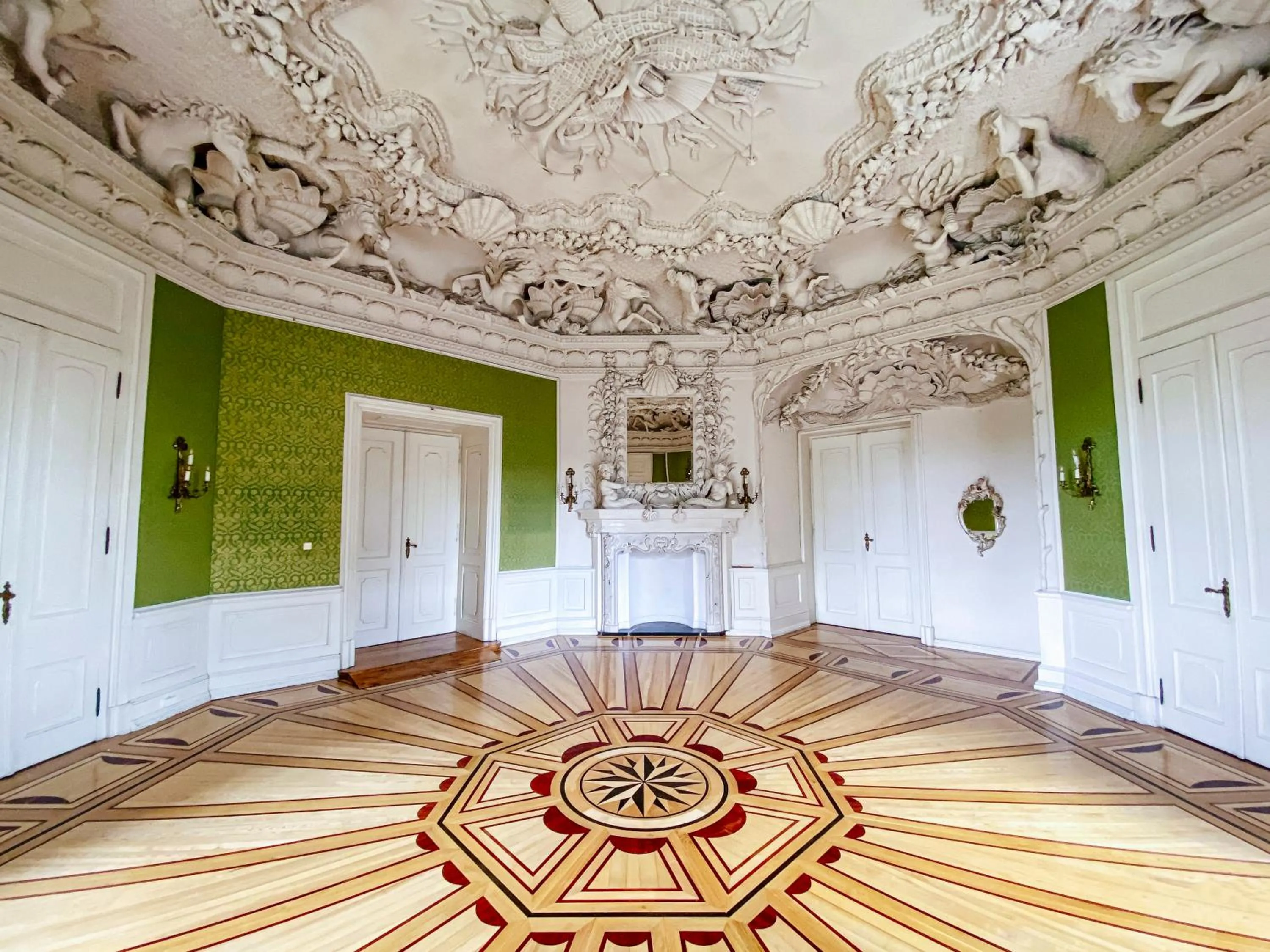 Property building in Hotel Zamek Królewski w Rydzynie