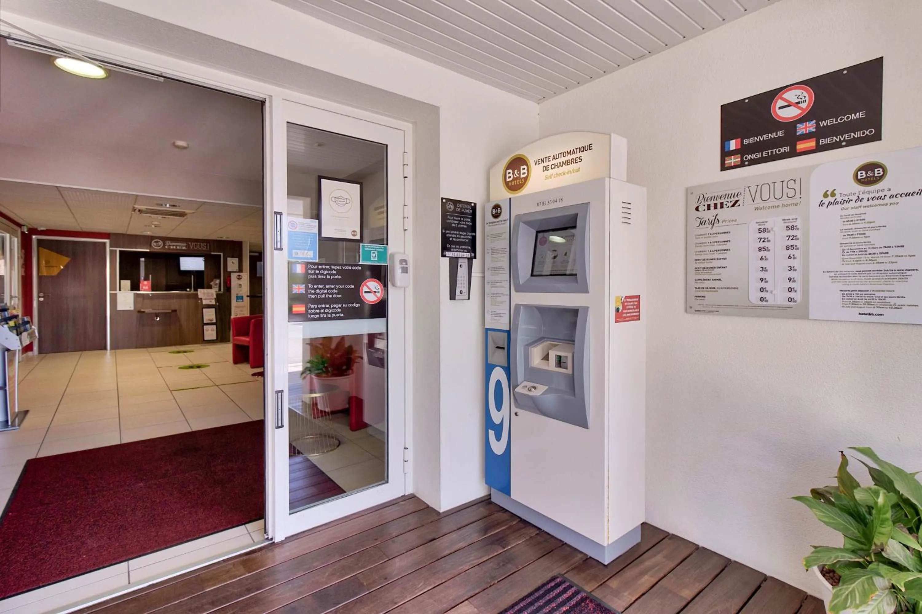 Facade/entrance in B&B HOTEL Saint Jean de Luz