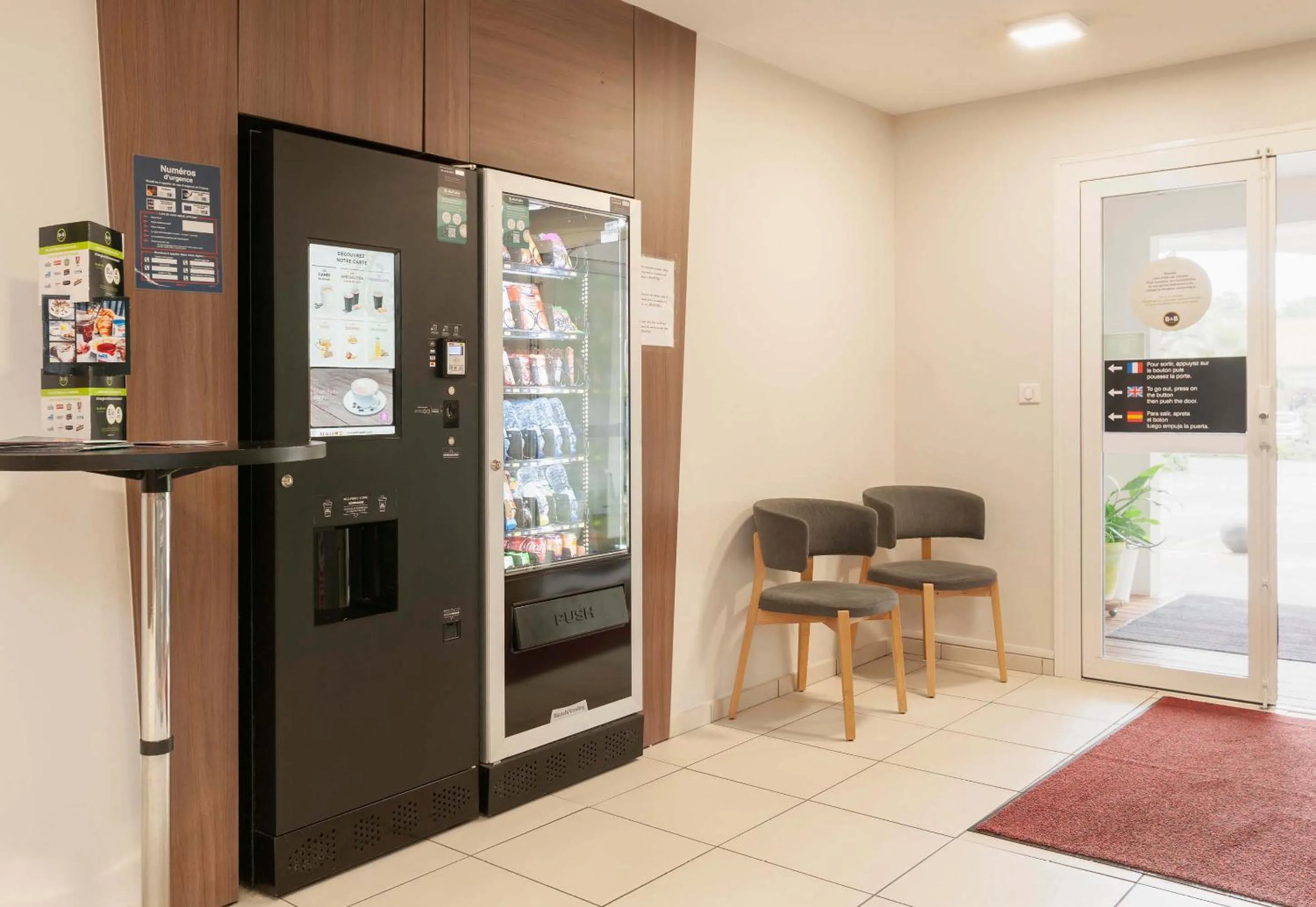 vending machine in B&B HOTEL Saint Jean de Luz