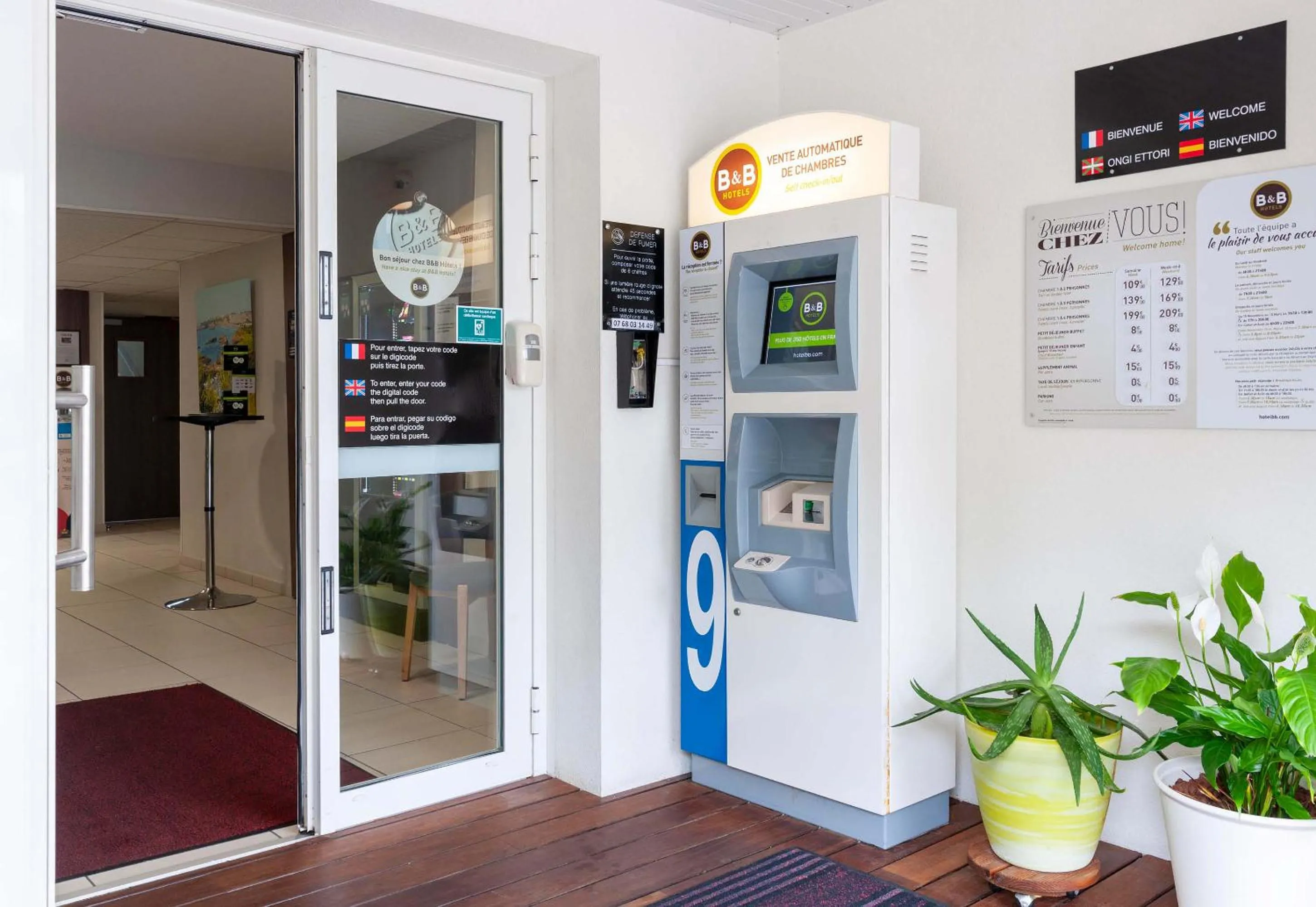 Facade/entrance in B&B HOTEL Saint Jean de Luz