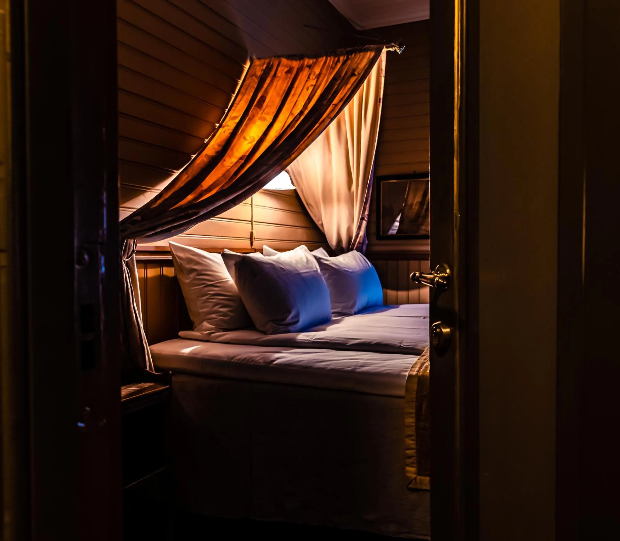 Bedroom, Bed in Dalen Hotel