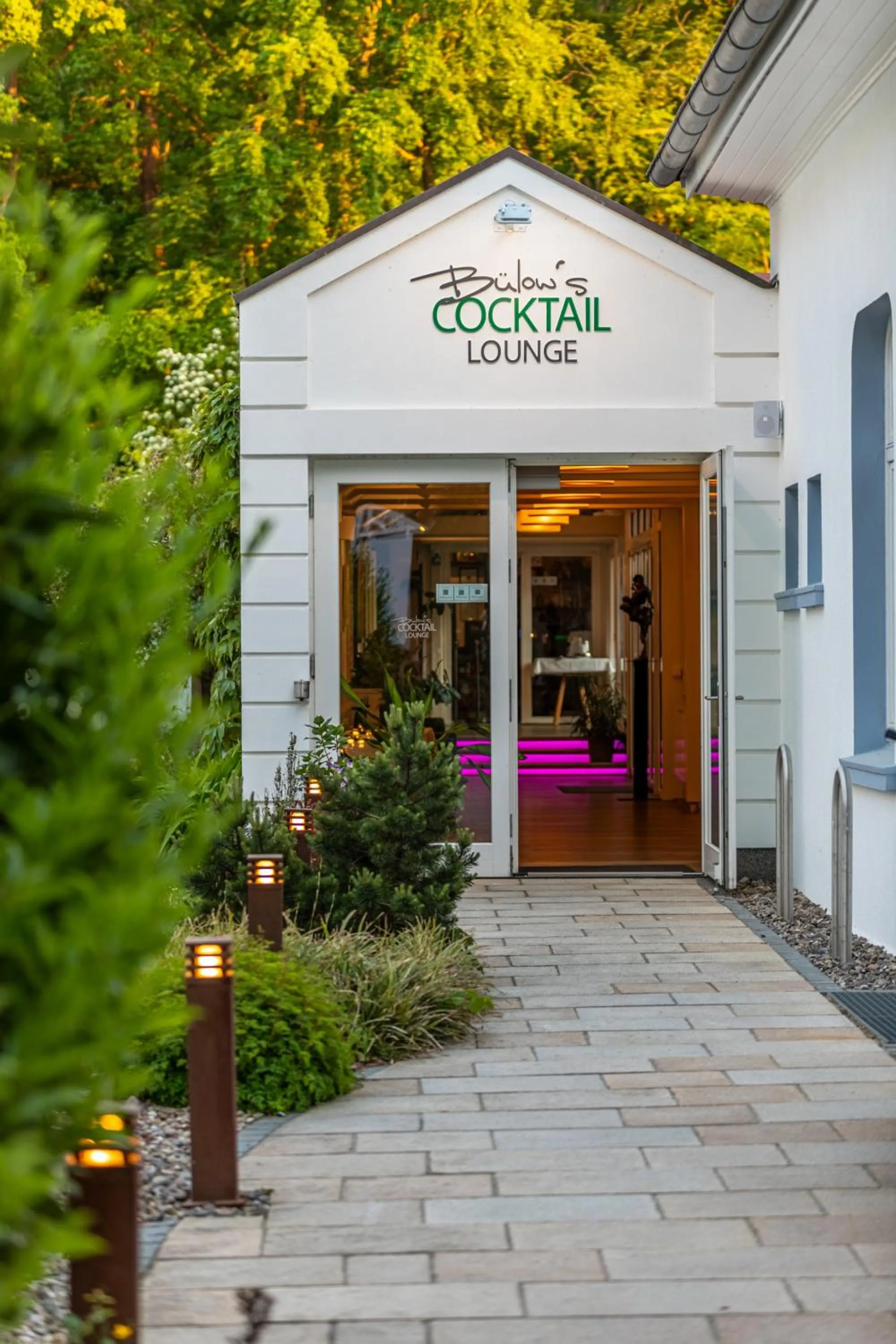 Facade/entrance in Hotel Polar-Stern