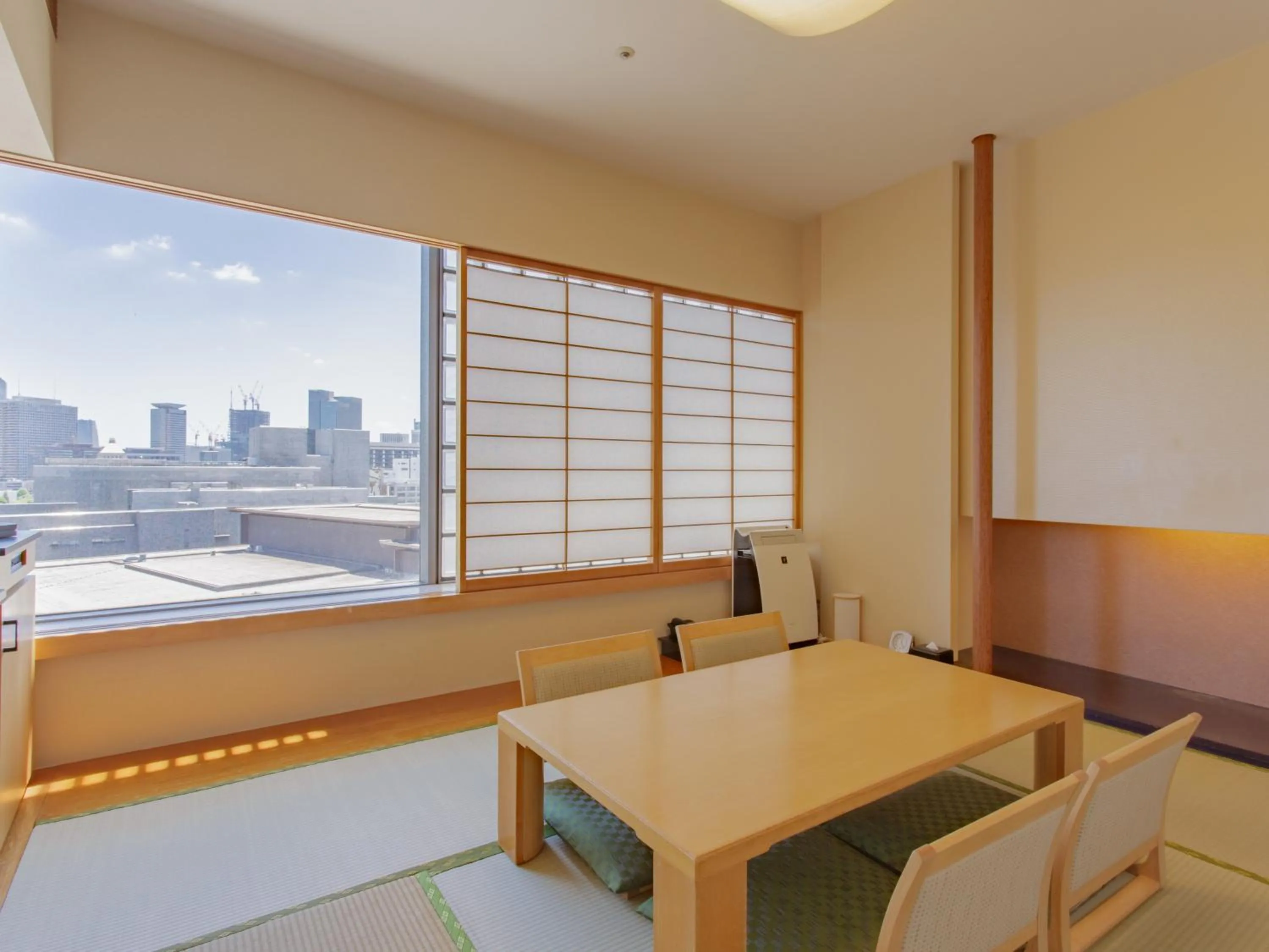 Photo of the whole room in Hotel Grand Arc Hanzomon