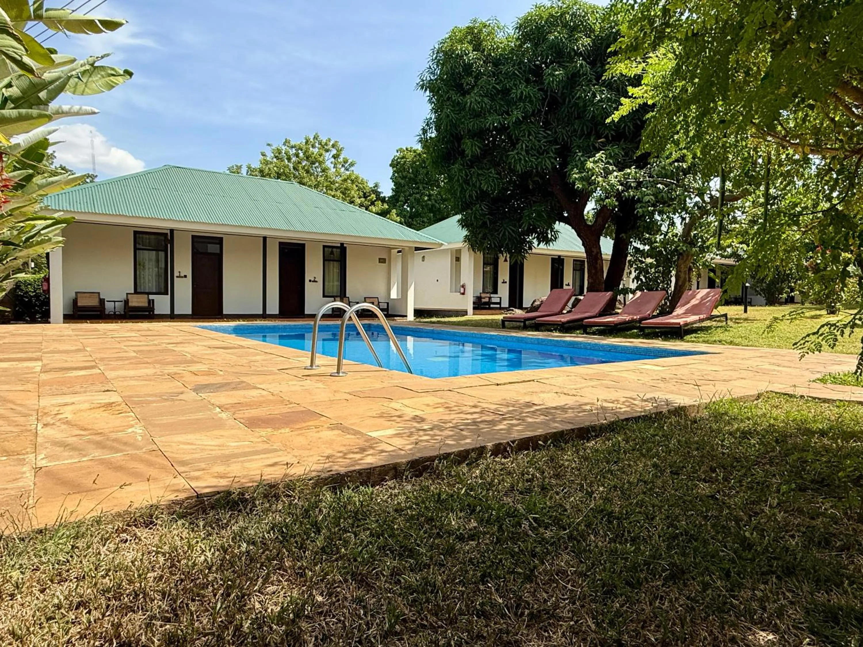 Property building in Bristol Cottages Kilimanjaro