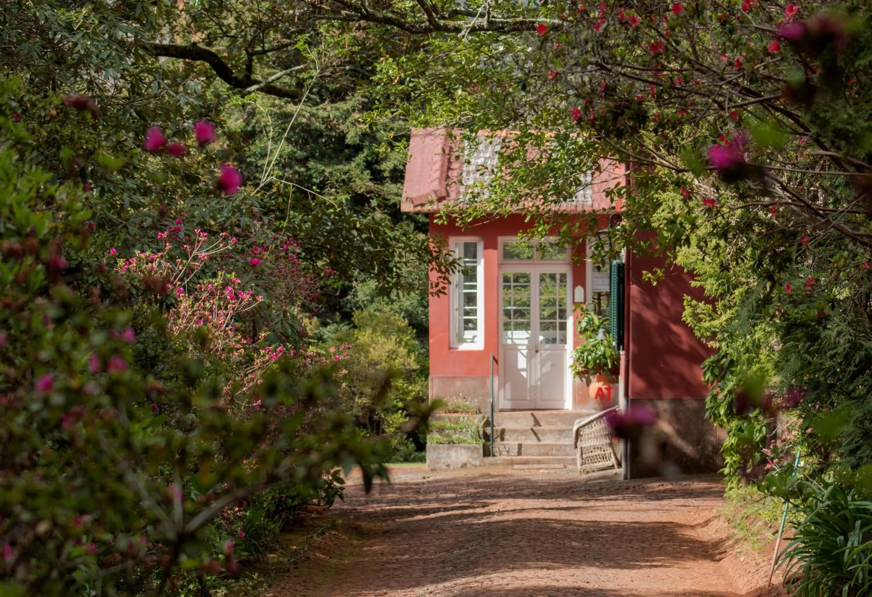 Property building in Quinta Santo Antonio Da Serra