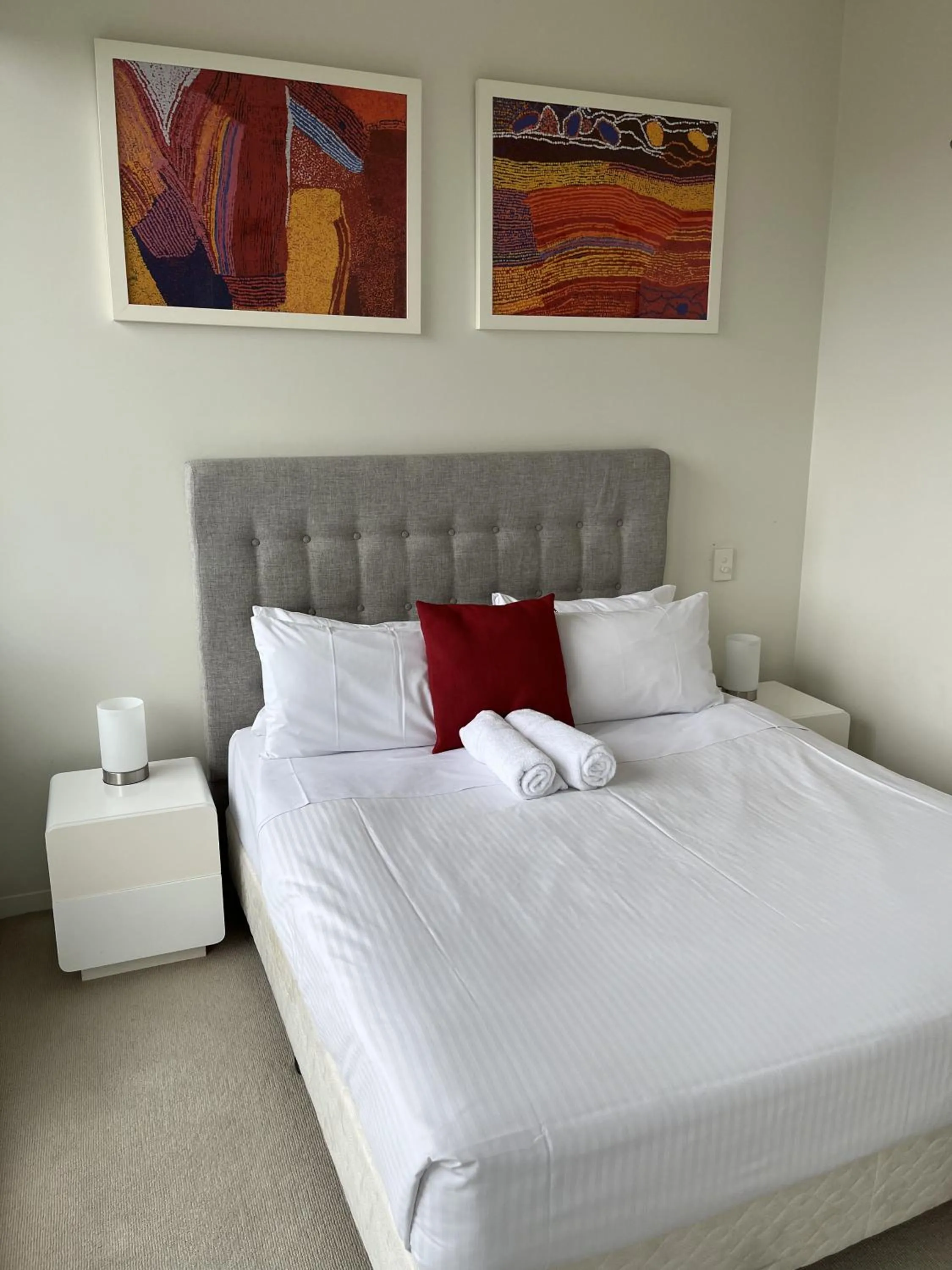 Bed in Tasha's Apartments on Warwick