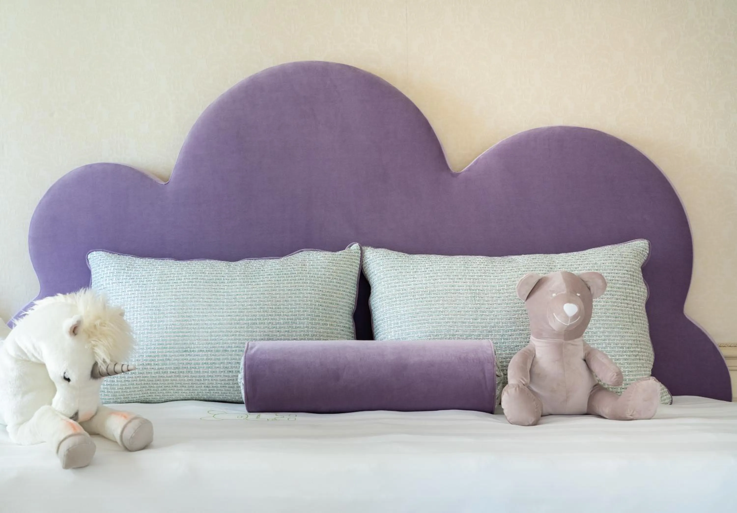 Bedroom, Bed in Hôtel Métropole Monte-Carlo - Spa Guerlain