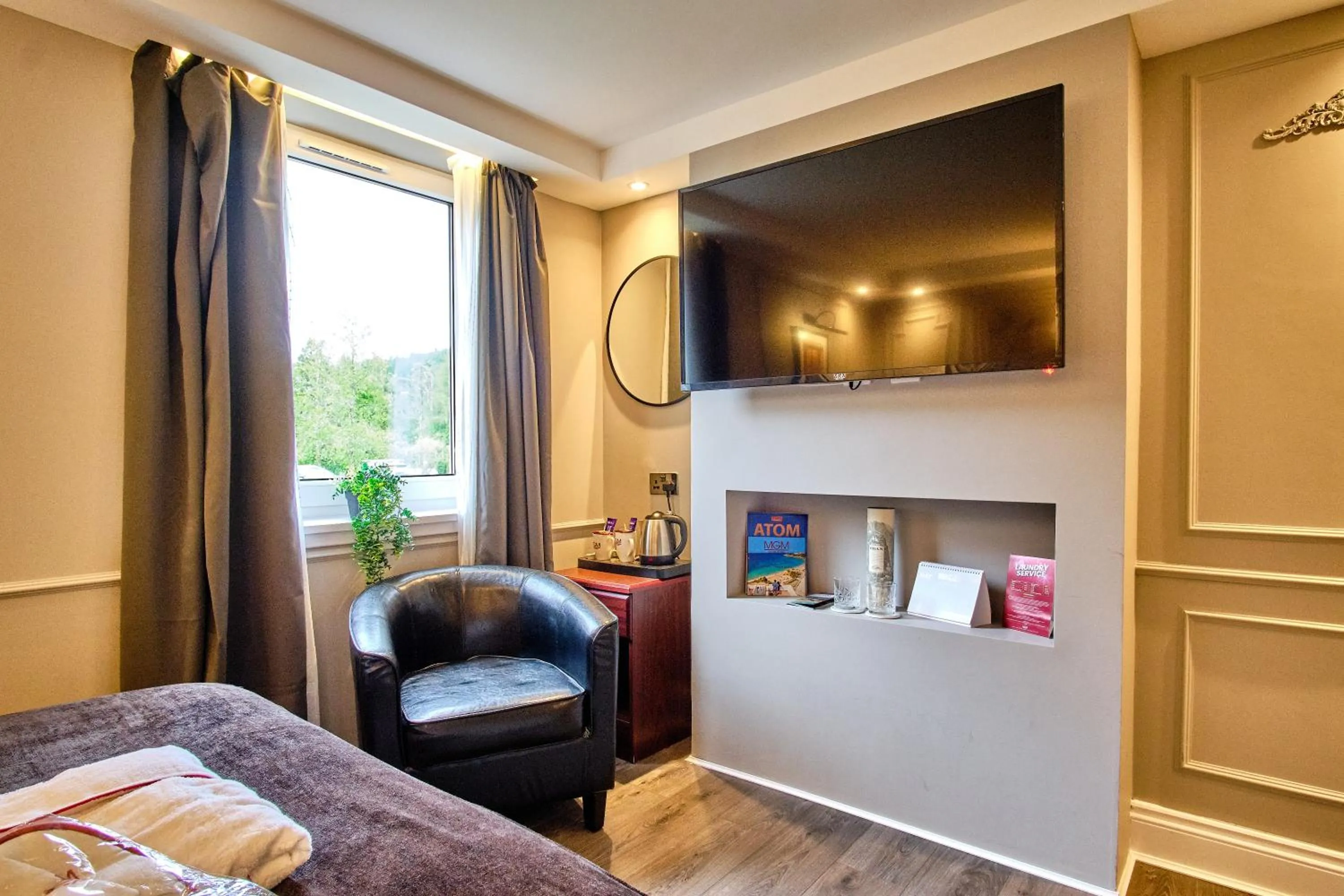 TV and multimedia, Bed in Muthu Ben Doran Hotel