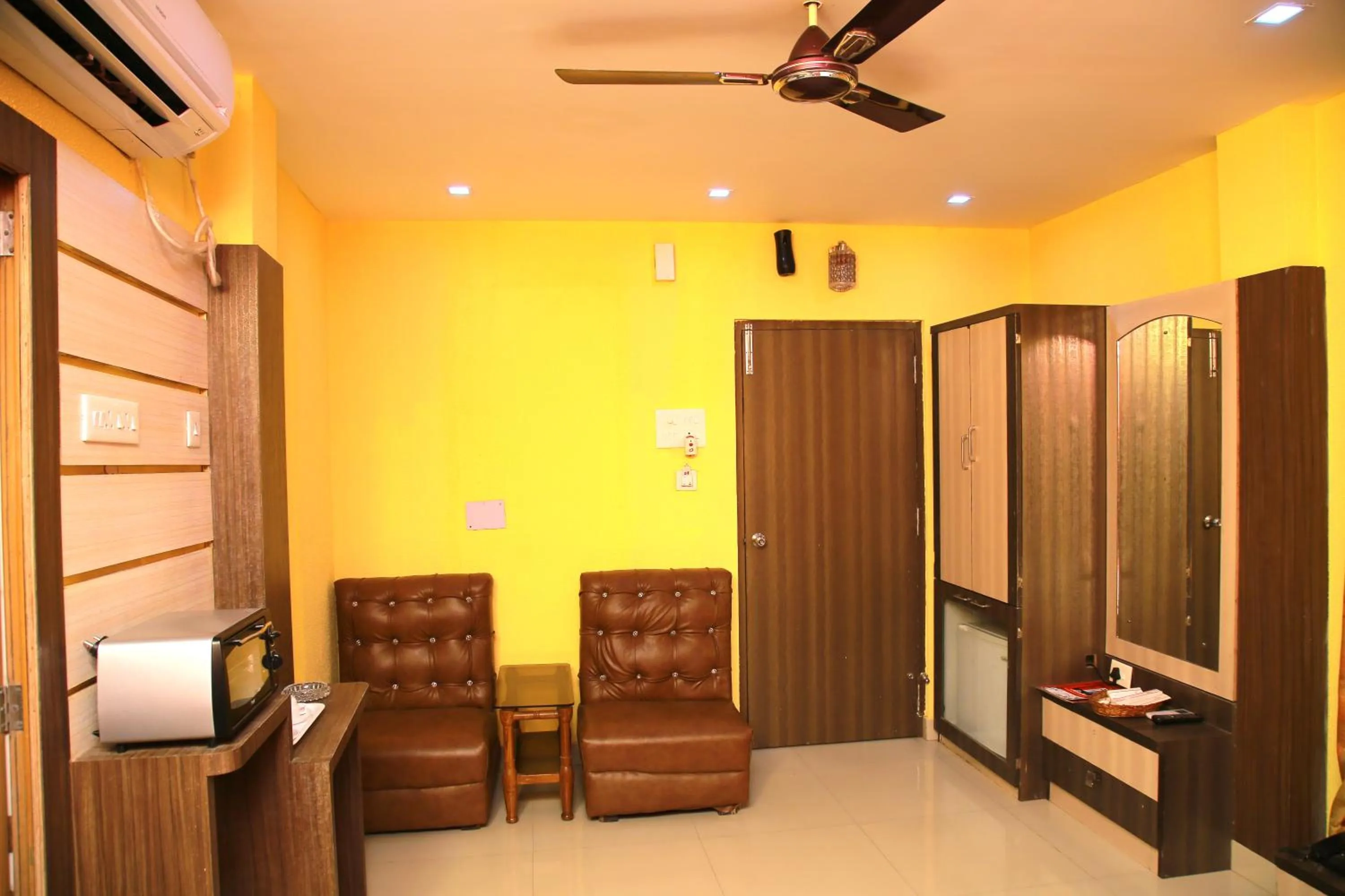 fireplace in Babul Hotel