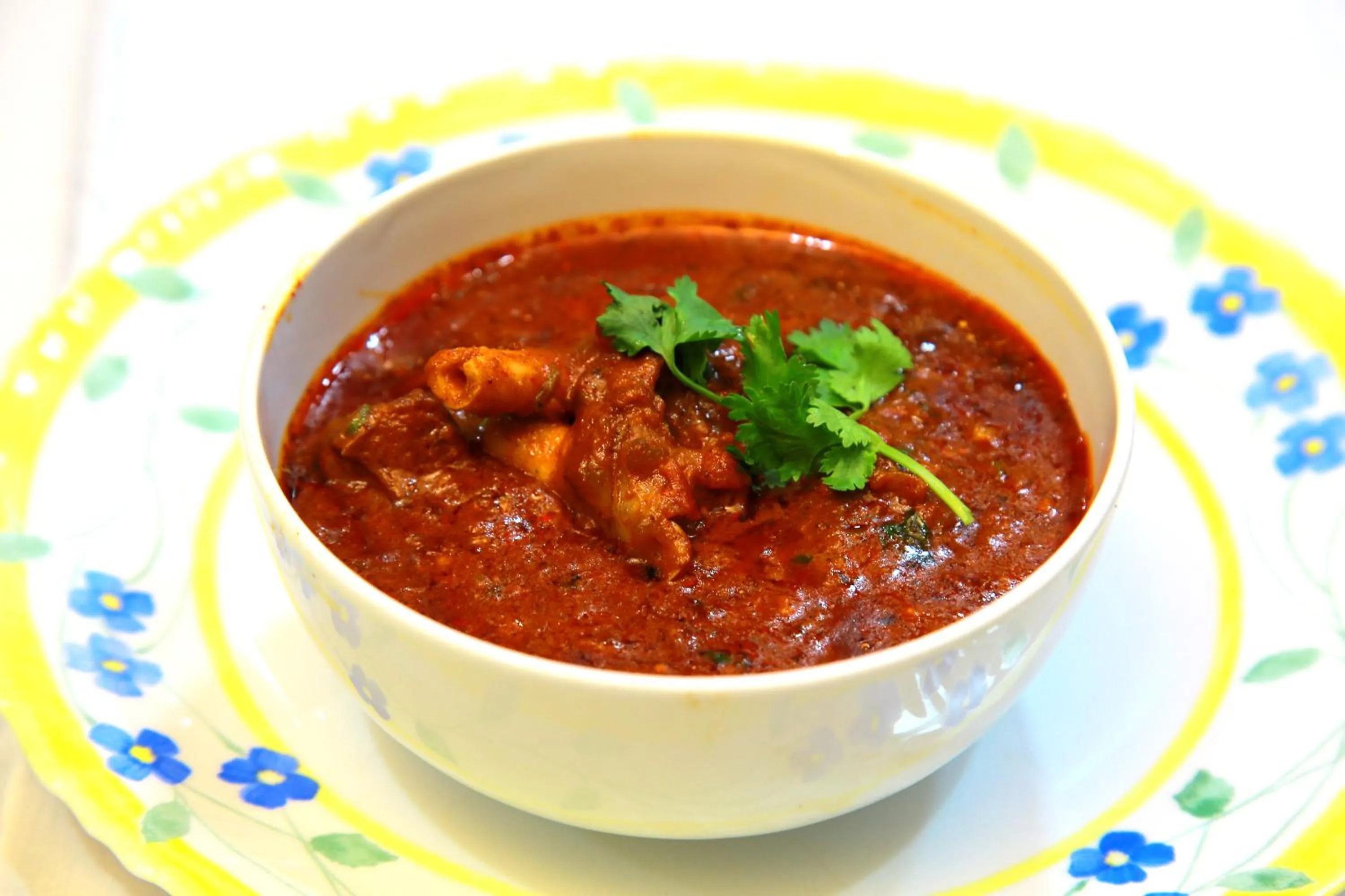 Restaurant/places to eat in Babul Hotel