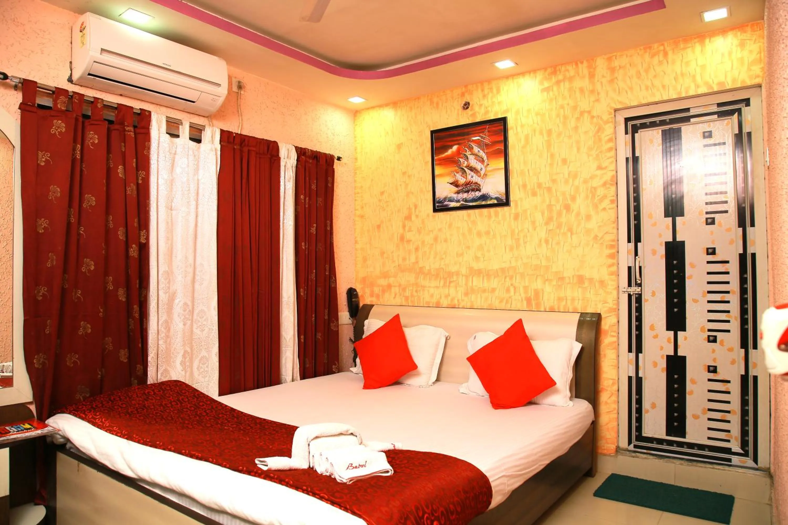 Bedroom, Bed in Babul Hotel