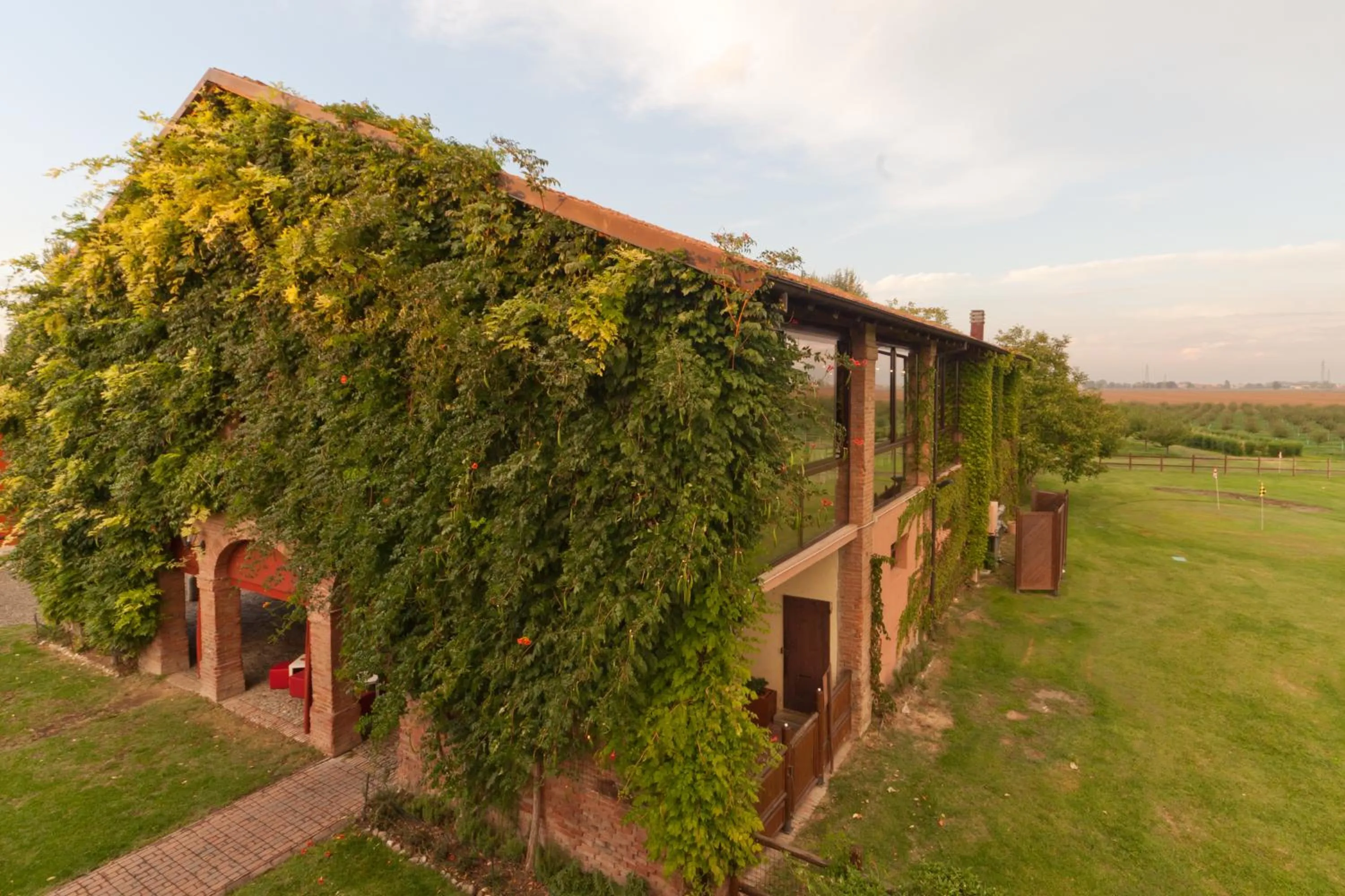 Facade/entrance in Agriturismo La Lupa