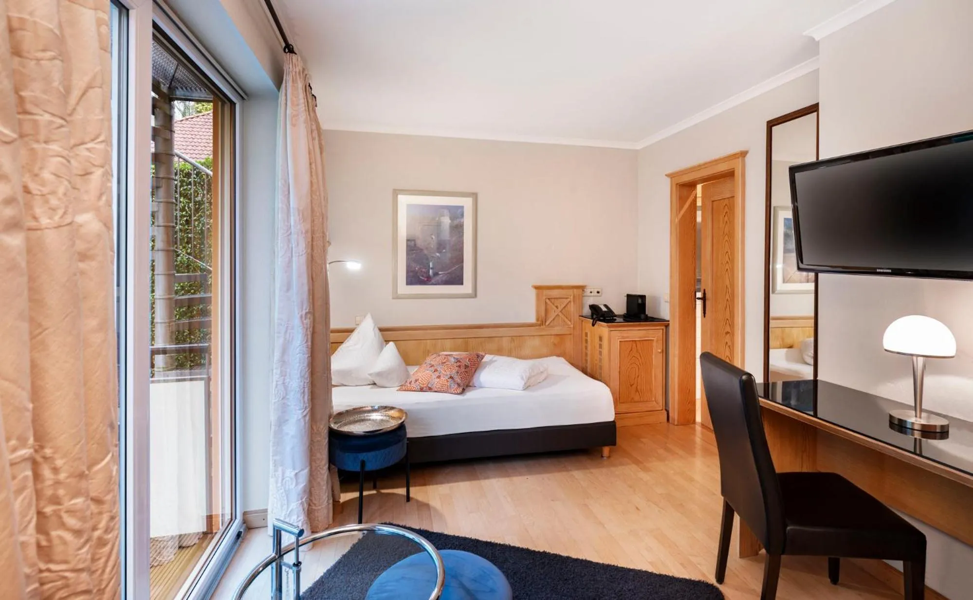 Photo of the whole room, Bed in Romantik Hotel Residenz am See