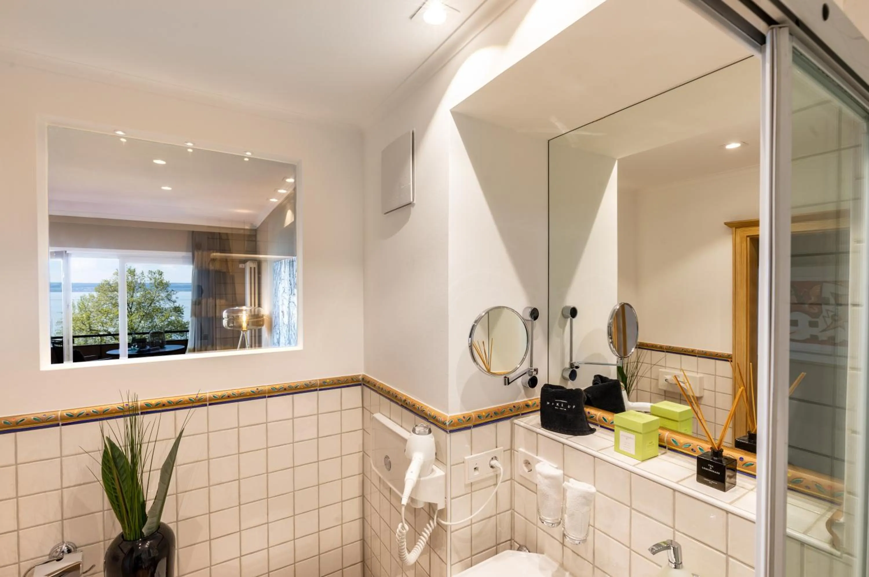 Bathroom in Romantik Hotel Residenz am See