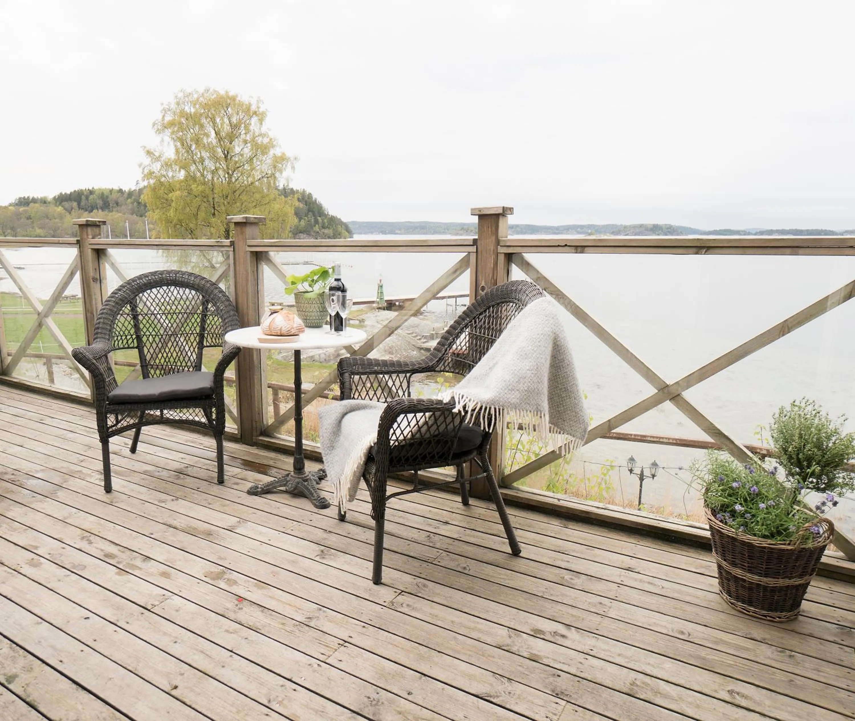 Balcony/Terrace in Anfasteröd Gårdsvik - Badstugorna