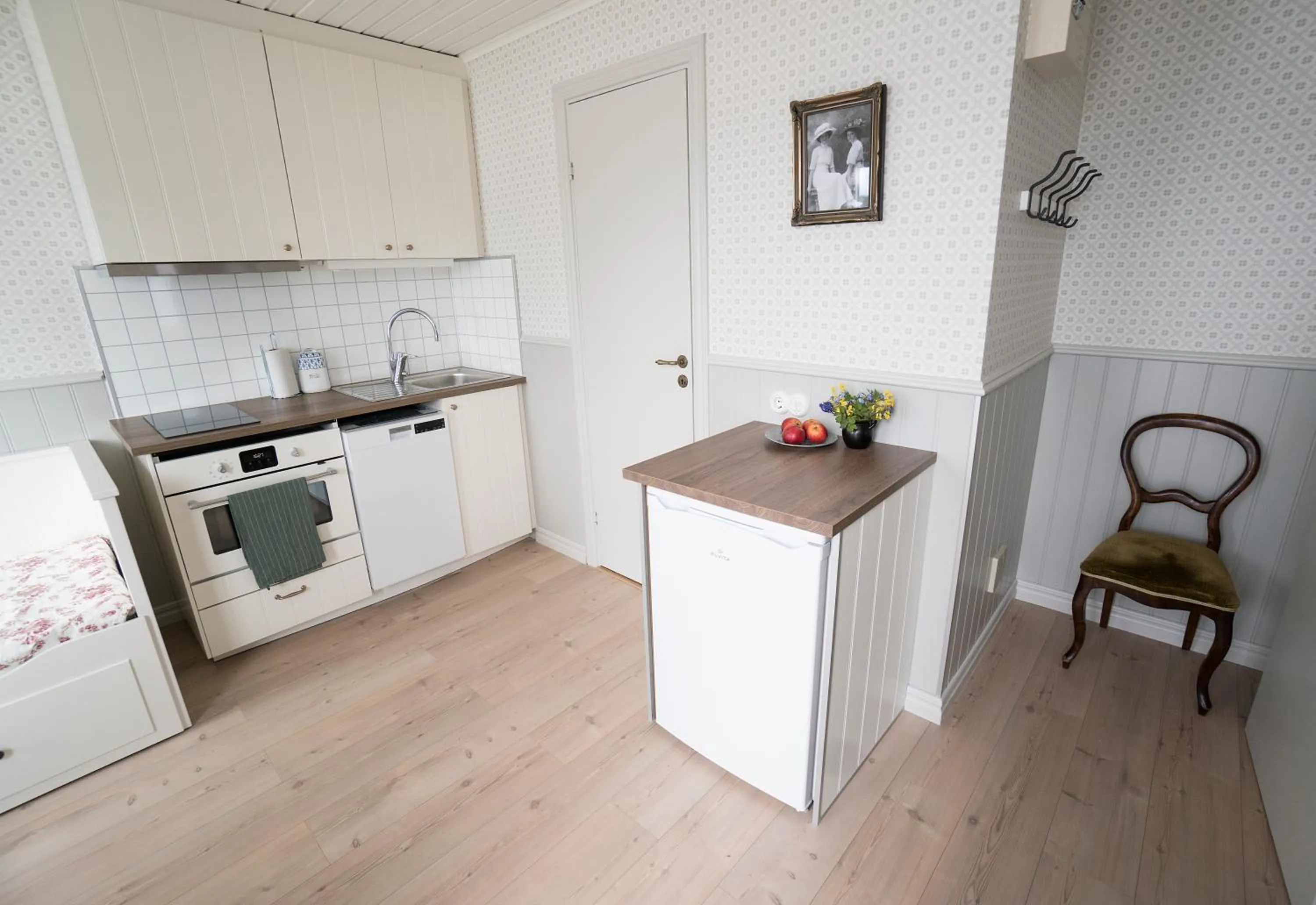 Kitchen or kitchenette in Anfasteröd Gårdsvik - Badstugorna