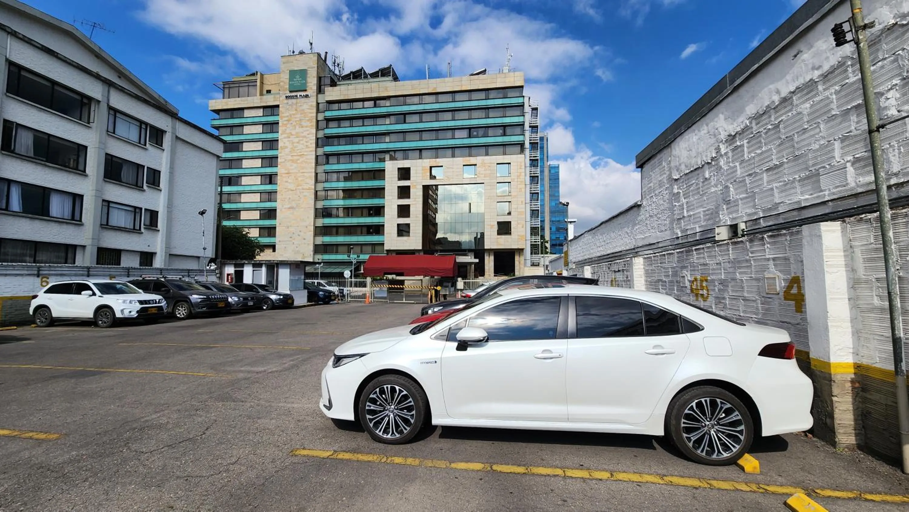 Parking in Bogota Plaza Hotel