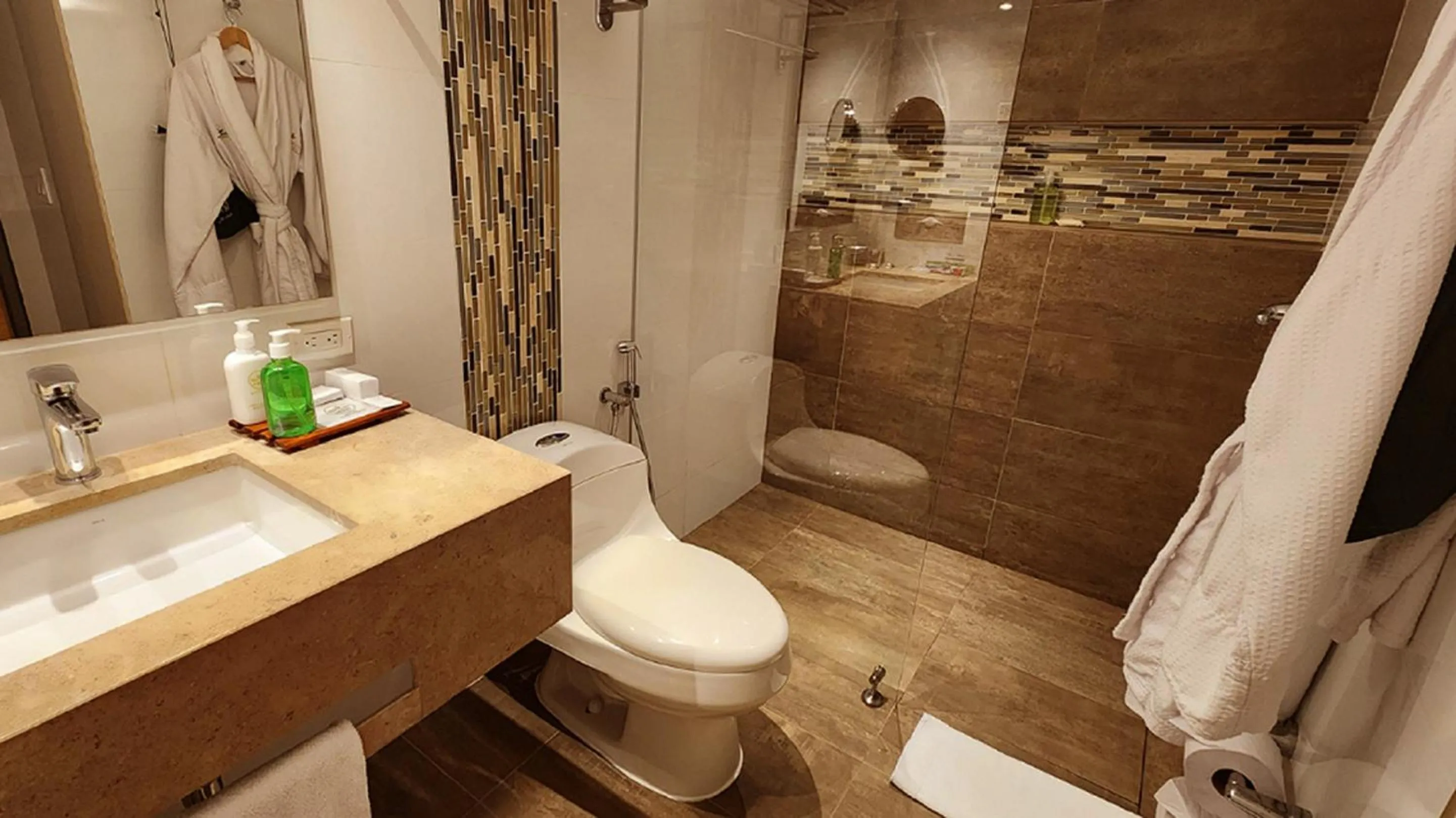 Bathroom in Bogota Plaza Hotel