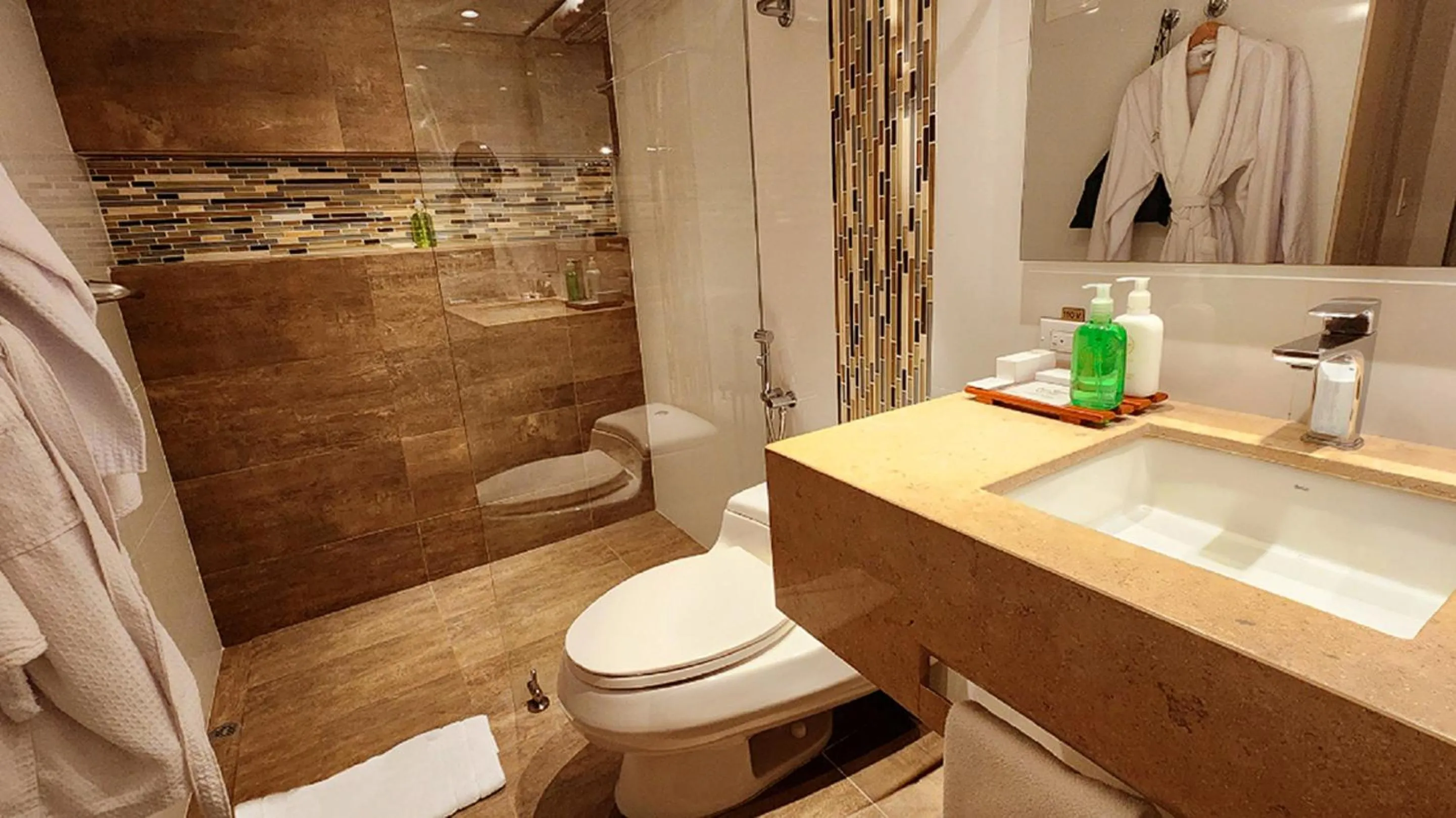 Bathroom in Bogota Plaza Hotel