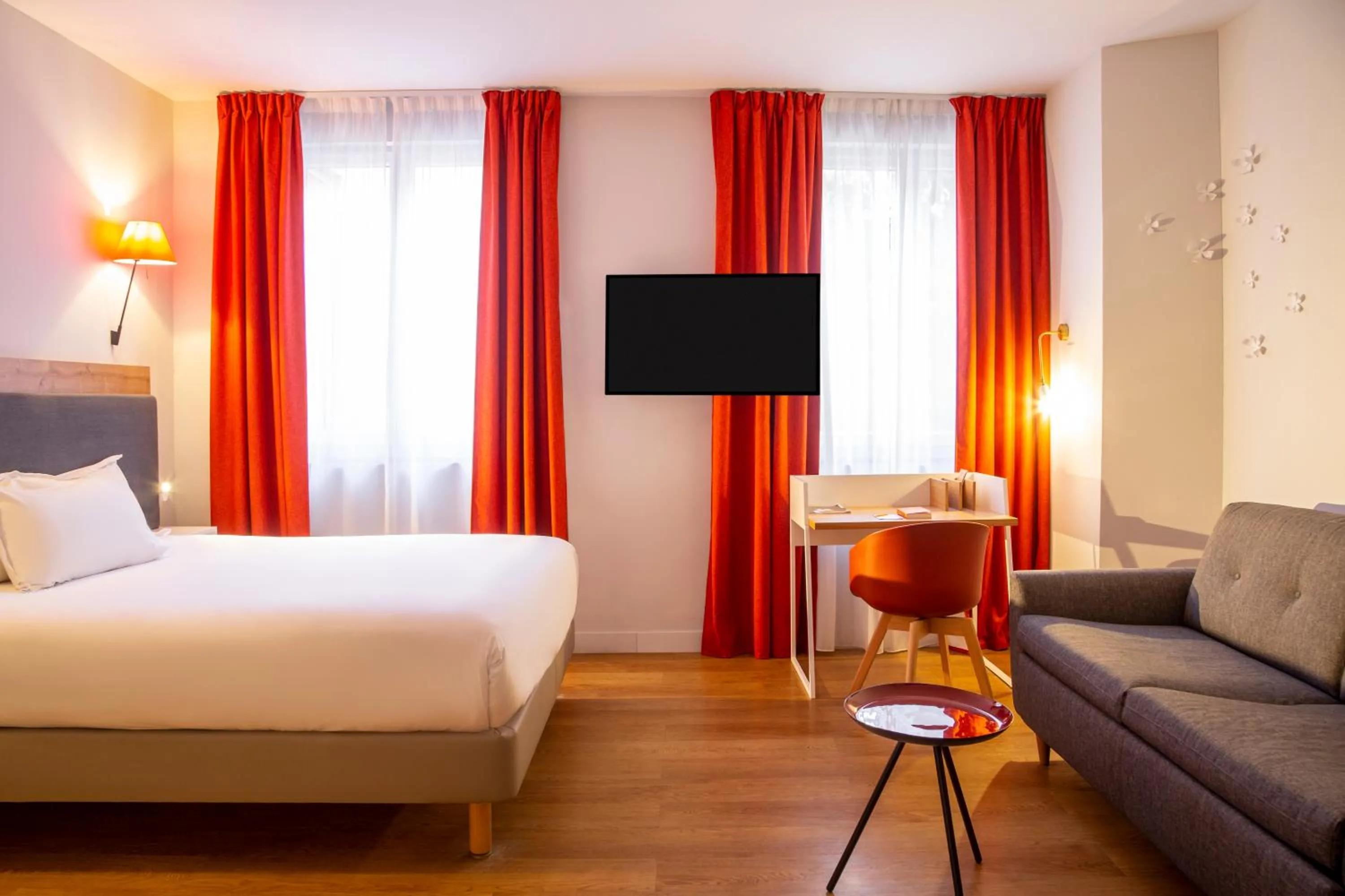 Bed in Hôtel Maison Montgrand - Vieux Port