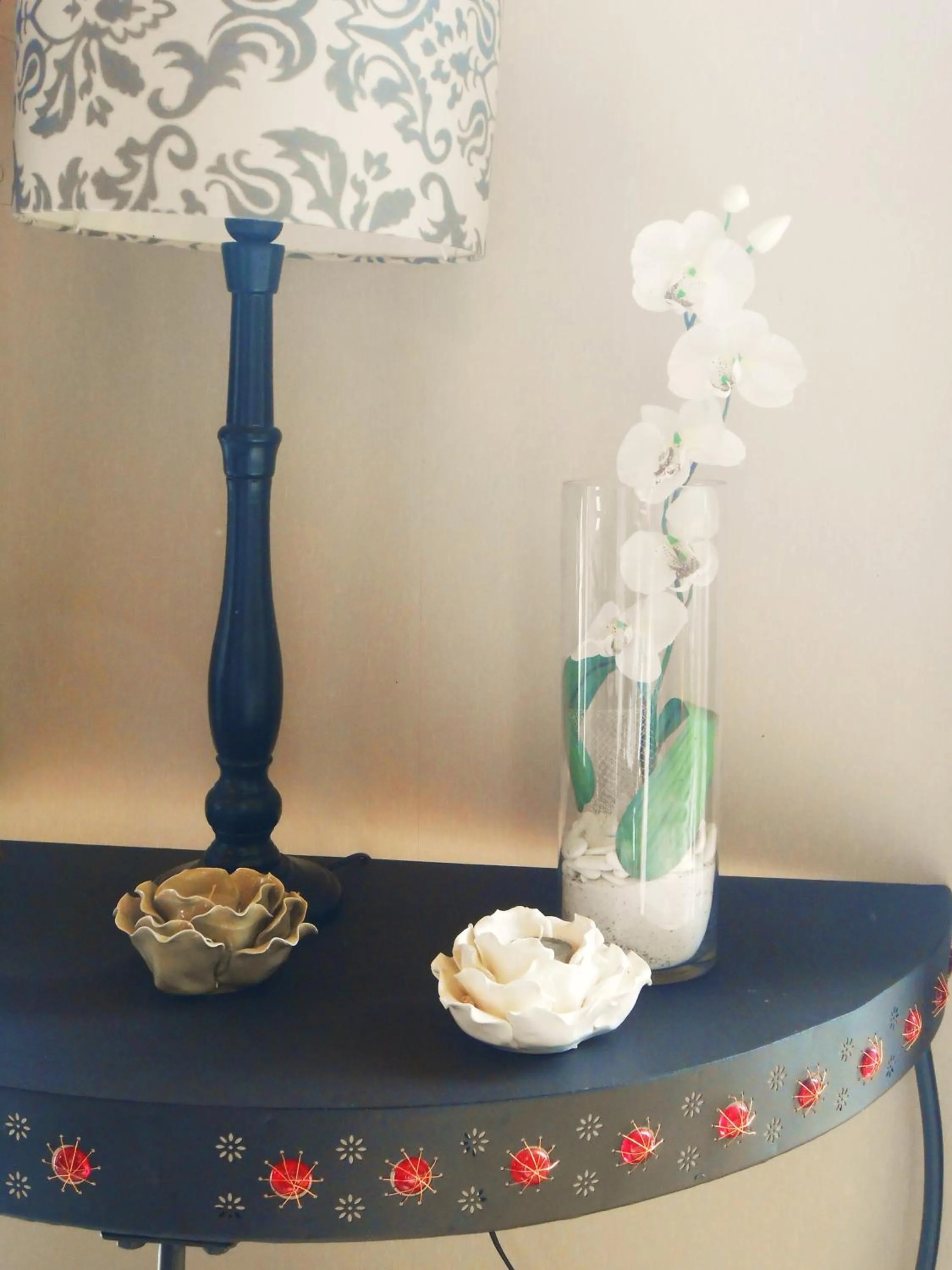 Decorative detail in Logis Hotel Restaurant l'Orée Des Bois