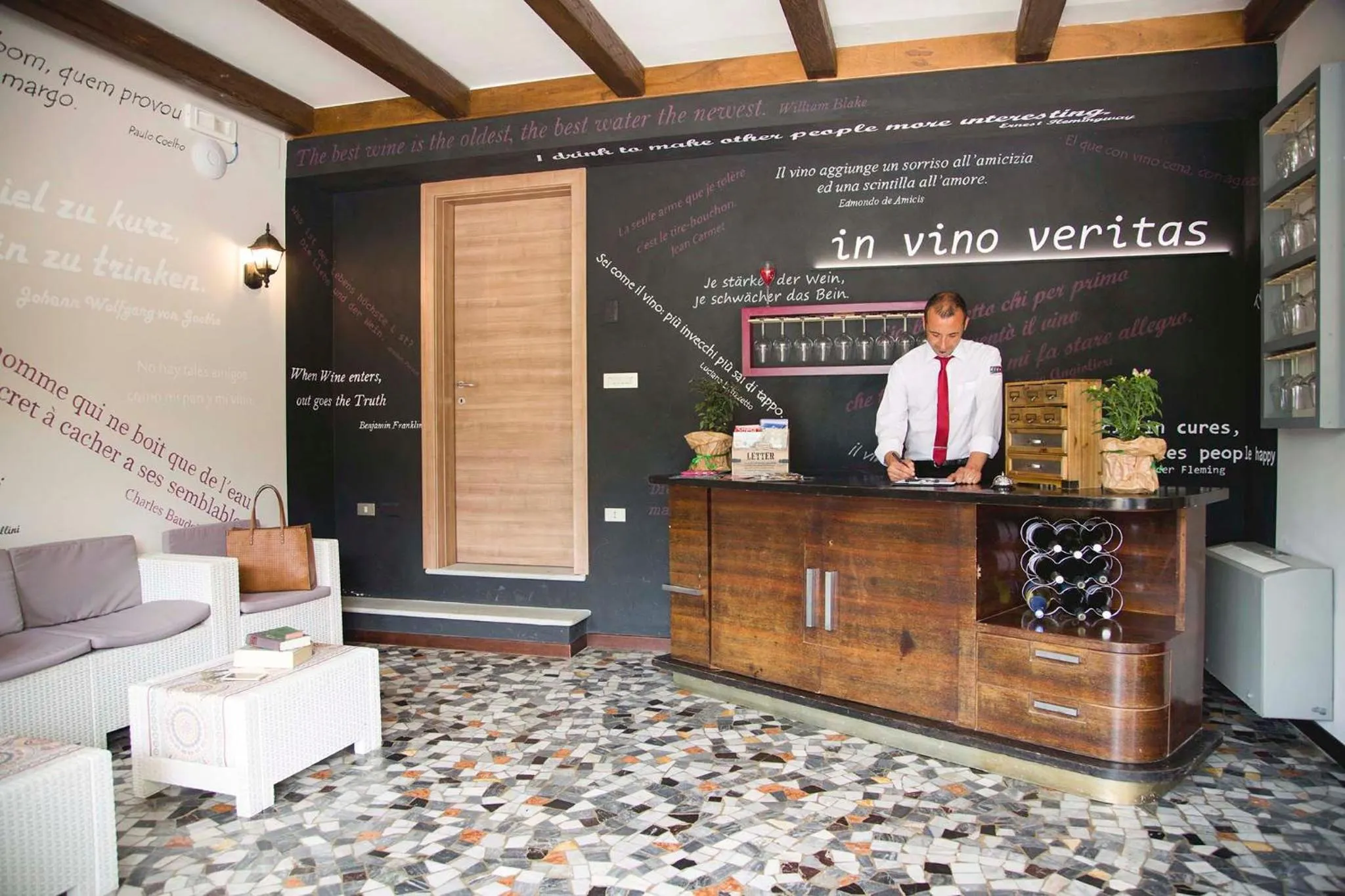 Lobby or reception in Boutique Hotel Elvezia