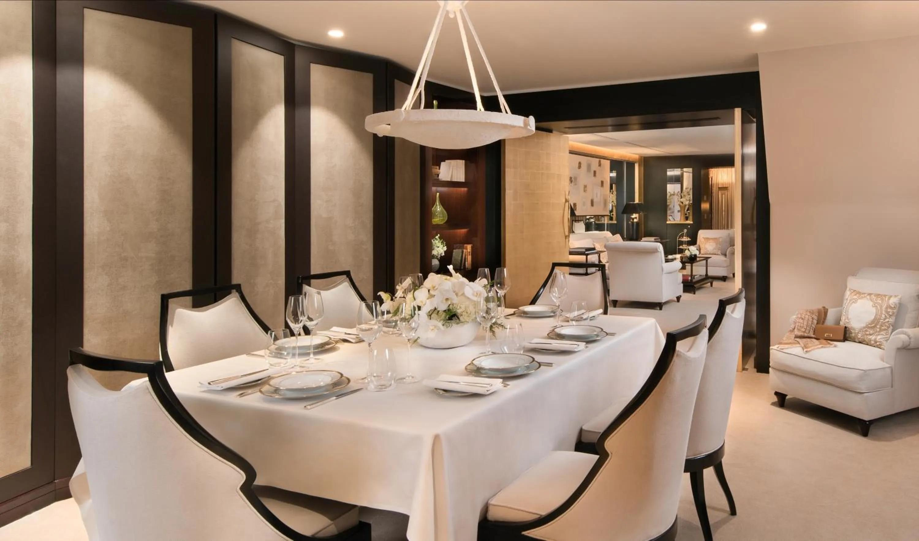 Dining area in Hôtel Barrière Fouquet's Paris