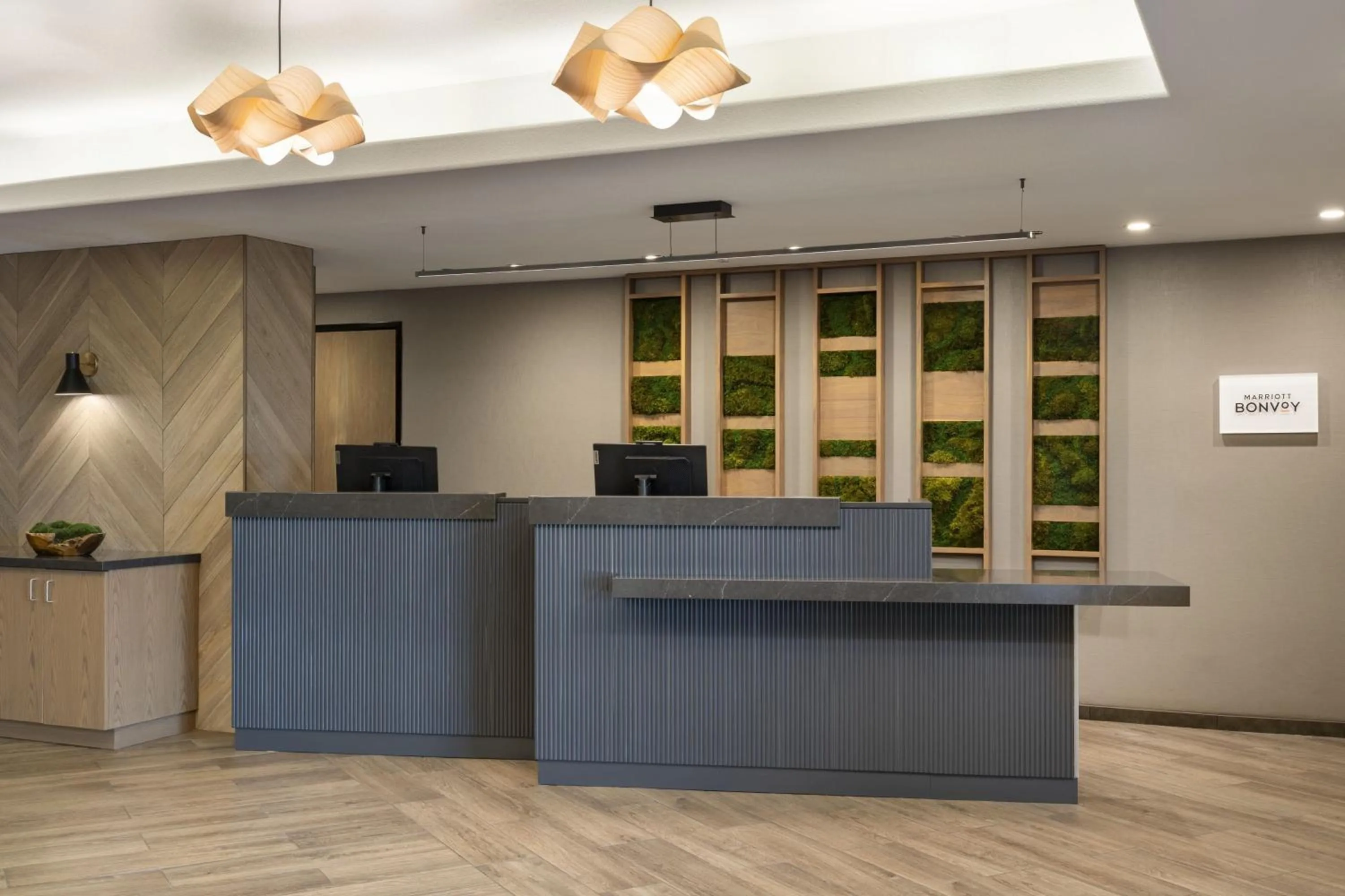 Lobby or reception in Fairfield by Marriott Inn & Suites Fresno Riverpark