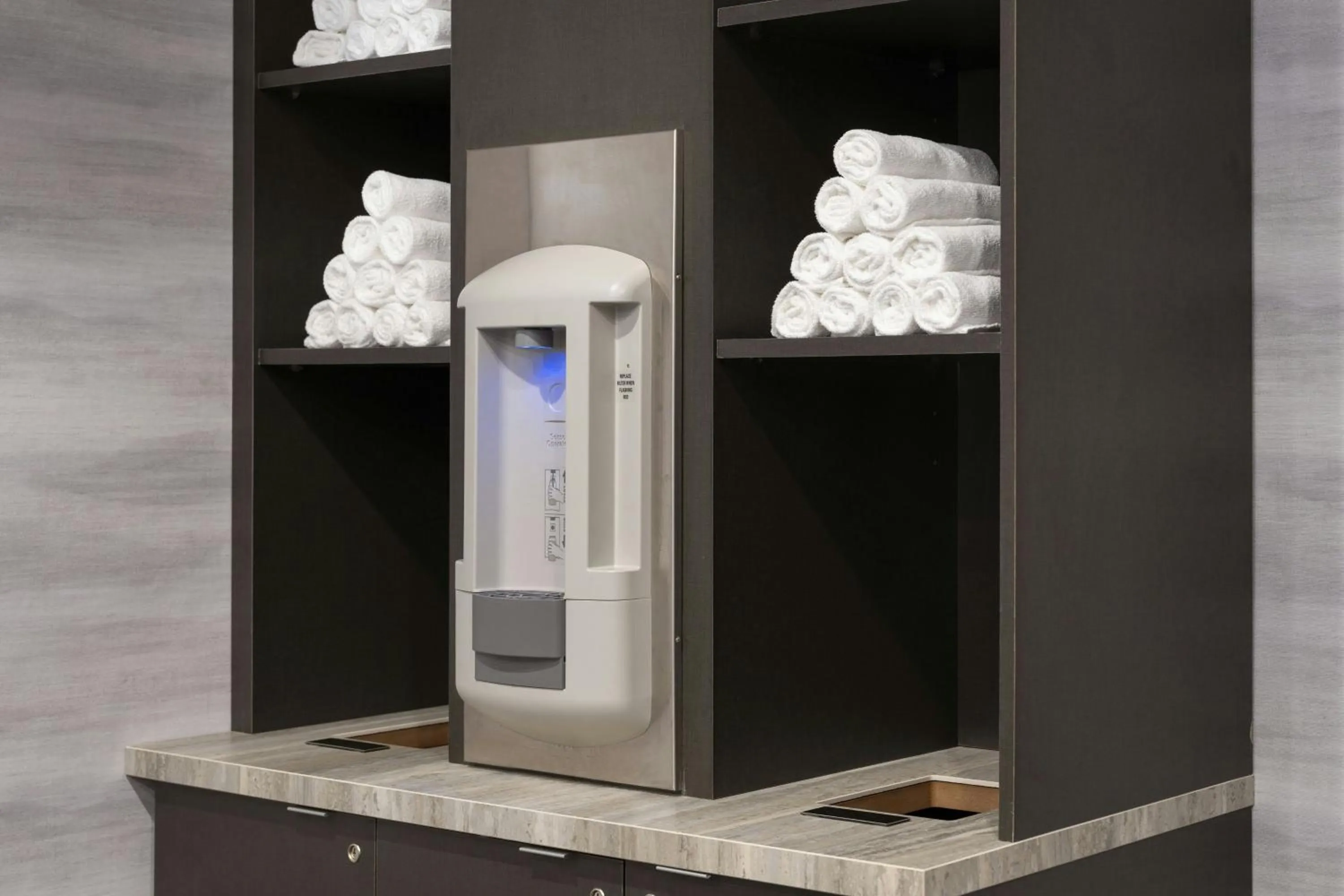 Fitness centre/facilities in Fairfield by Marriott Inn & Suites Fresno Riverpark