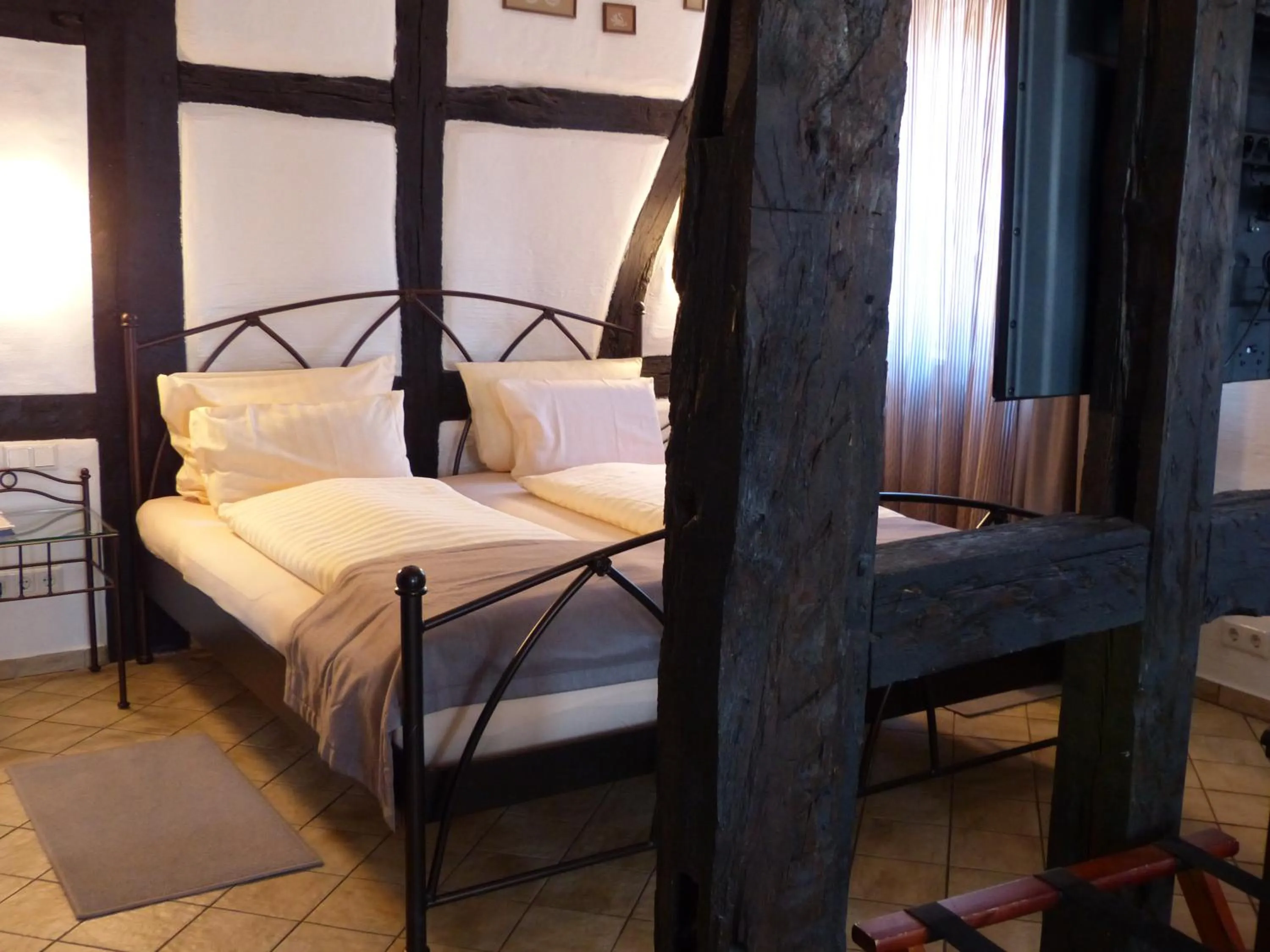 Bed in Altstadt-Hotel Gelnhausen