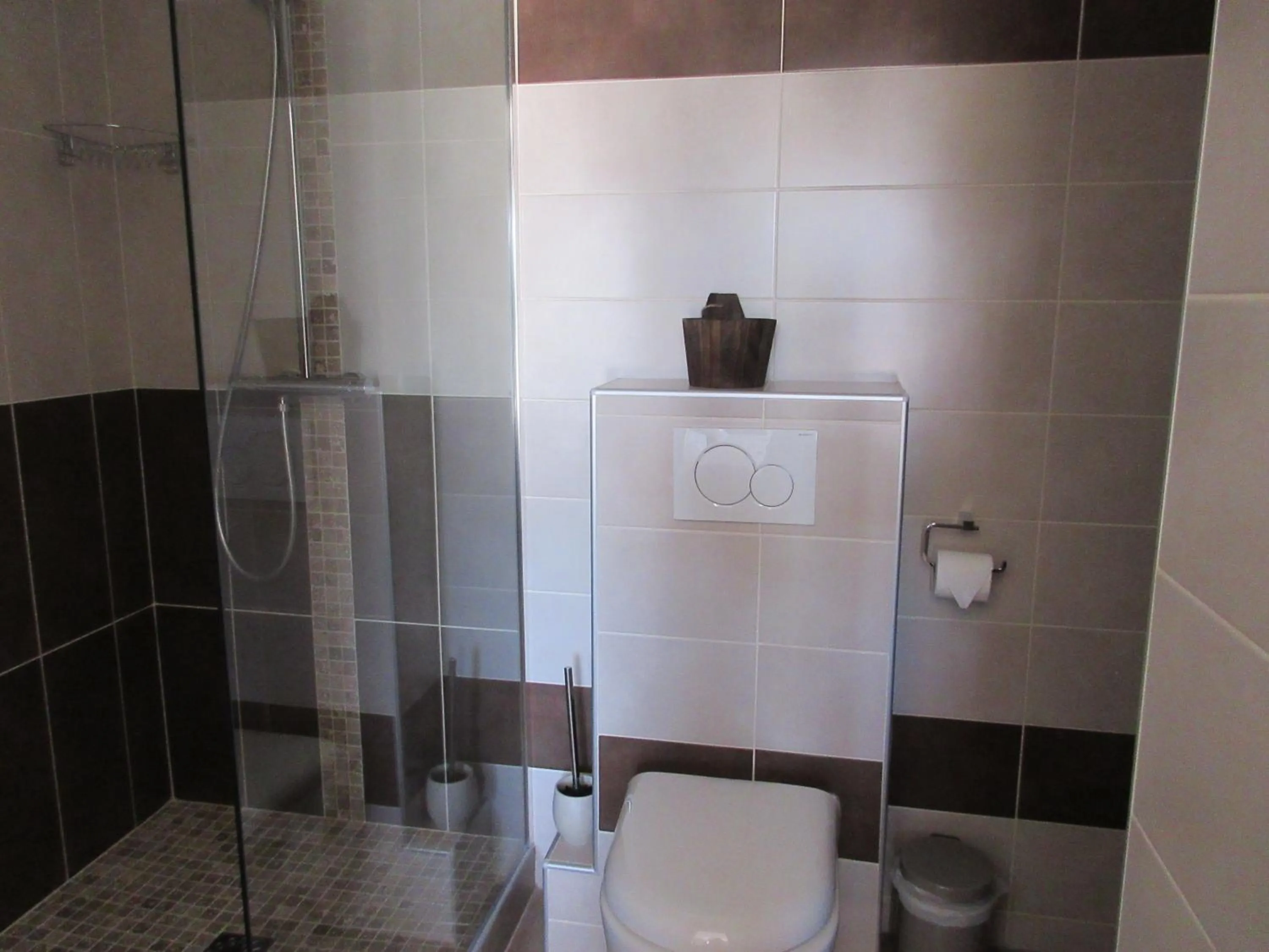 Bathroom in Villa Tricoli B&B avec Piscine