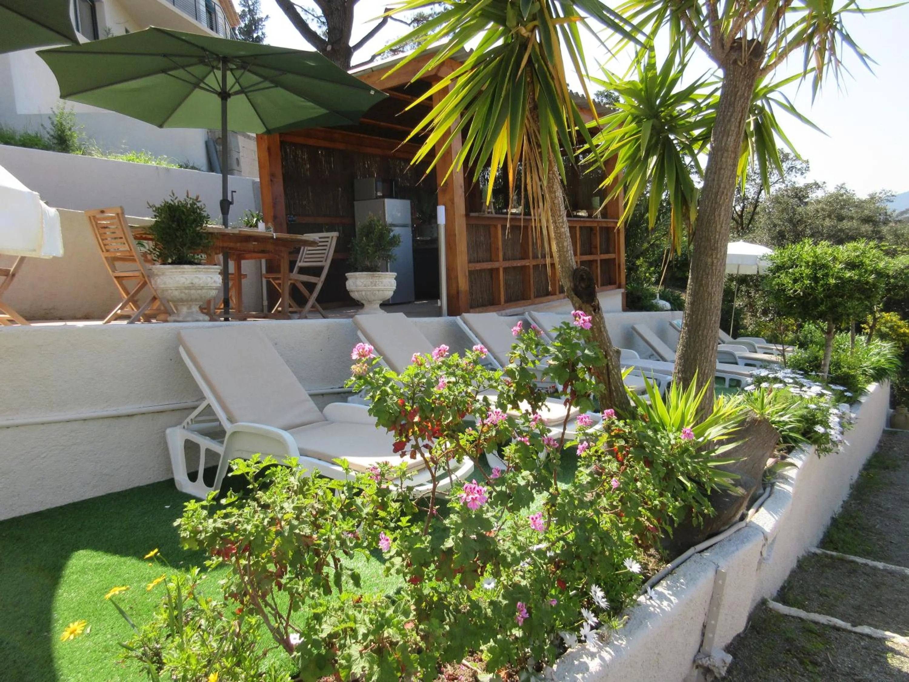 BBQ facilities in Villa Tricoli B&B avec Piscine