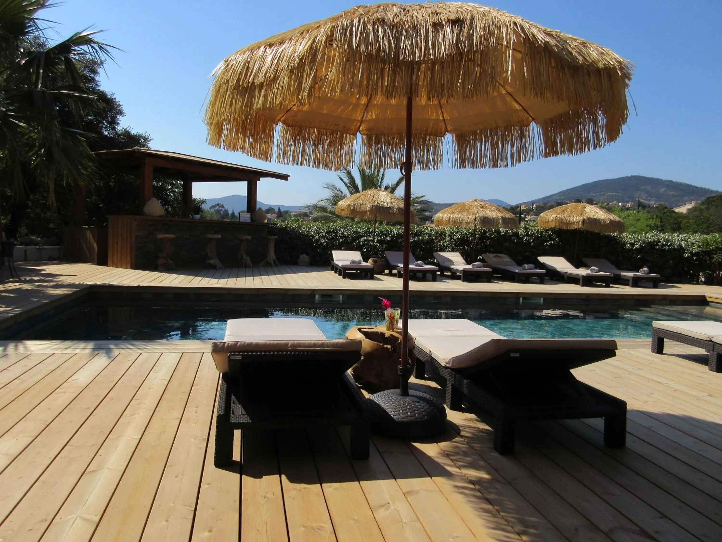 Patio in Villa Tricoli B&B avec Piscine