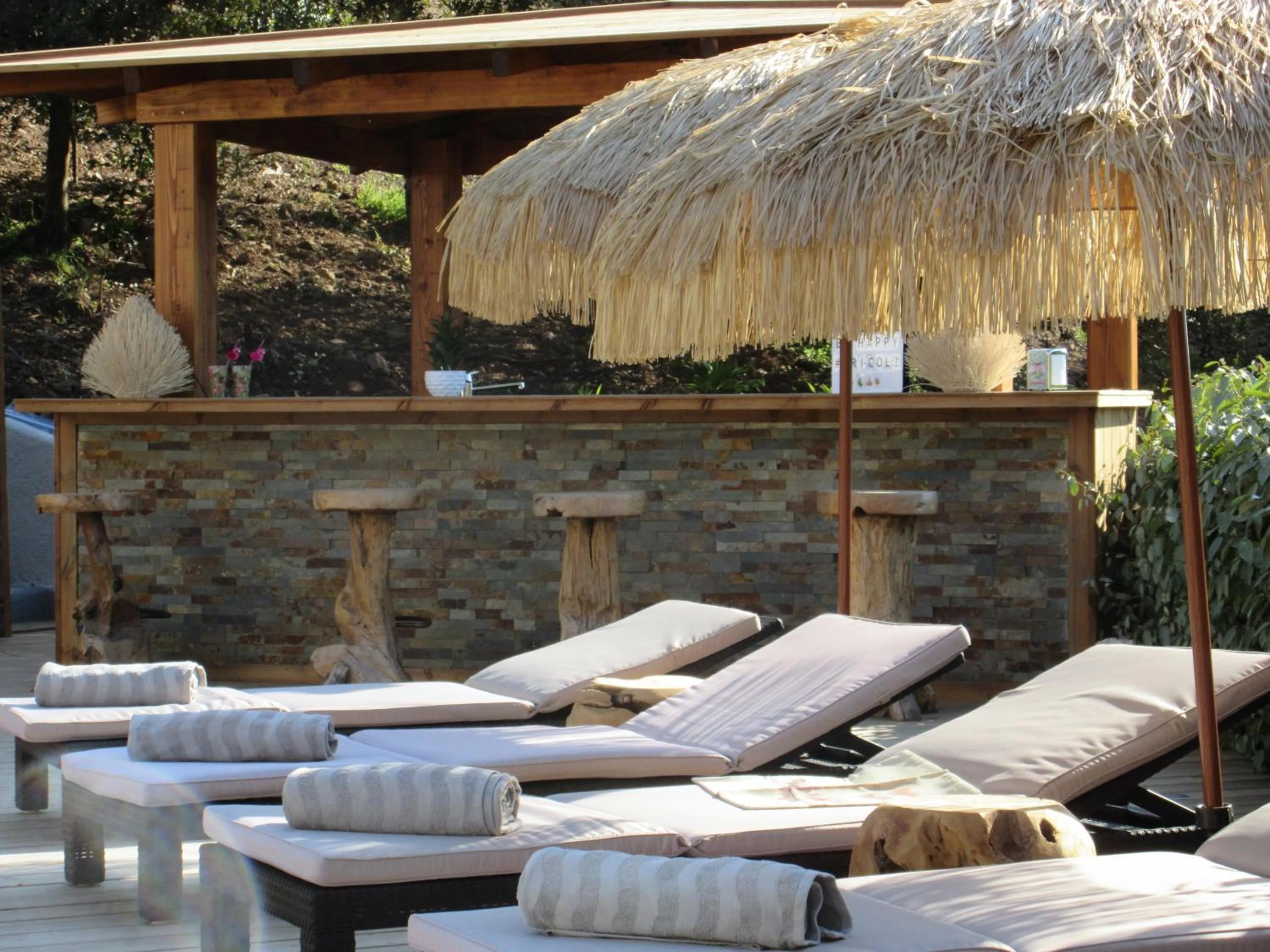 Patio in Villa Tricoli B&B avec Piscine