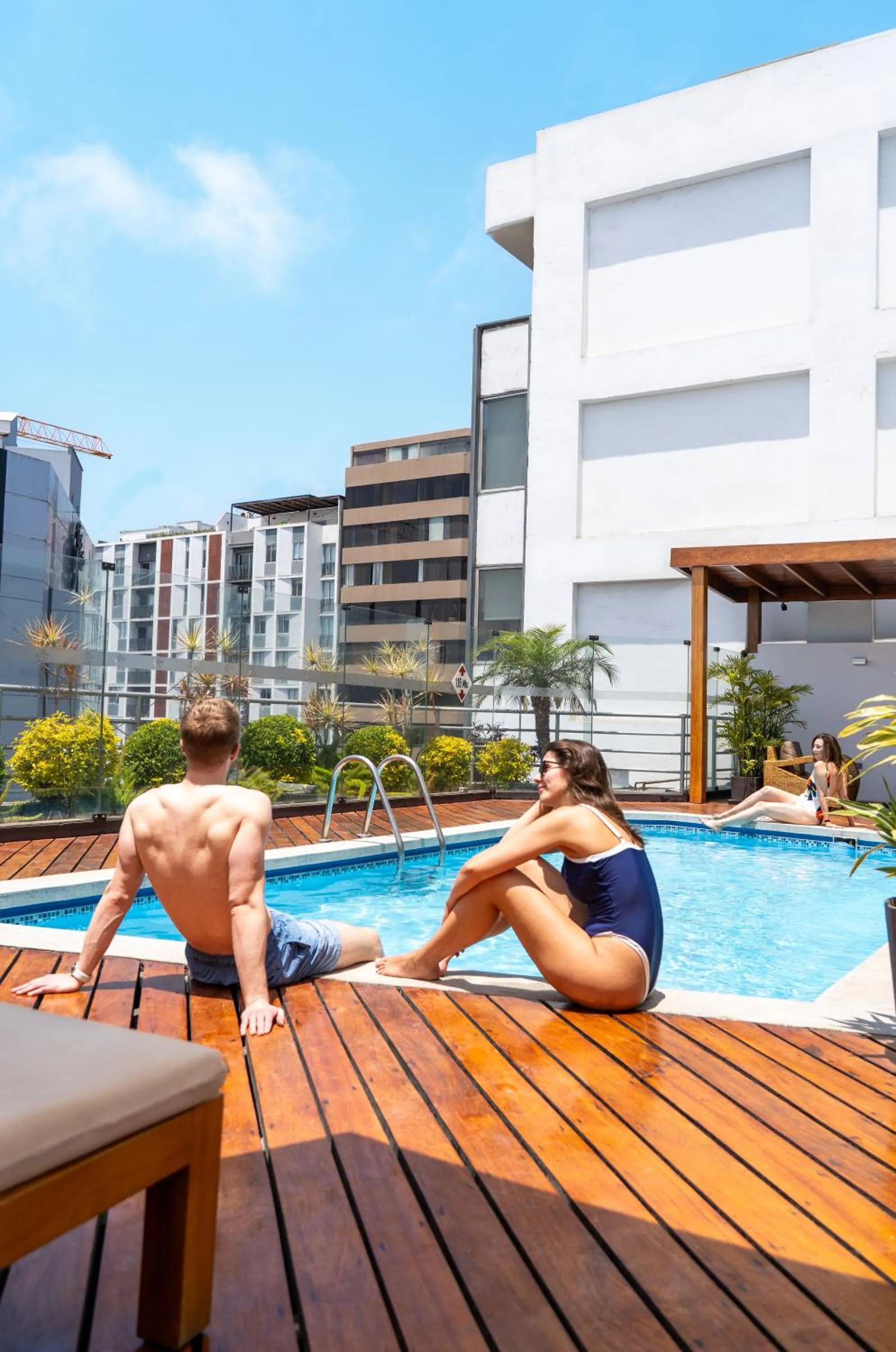 Swimming pool in Jose Antonio Executive