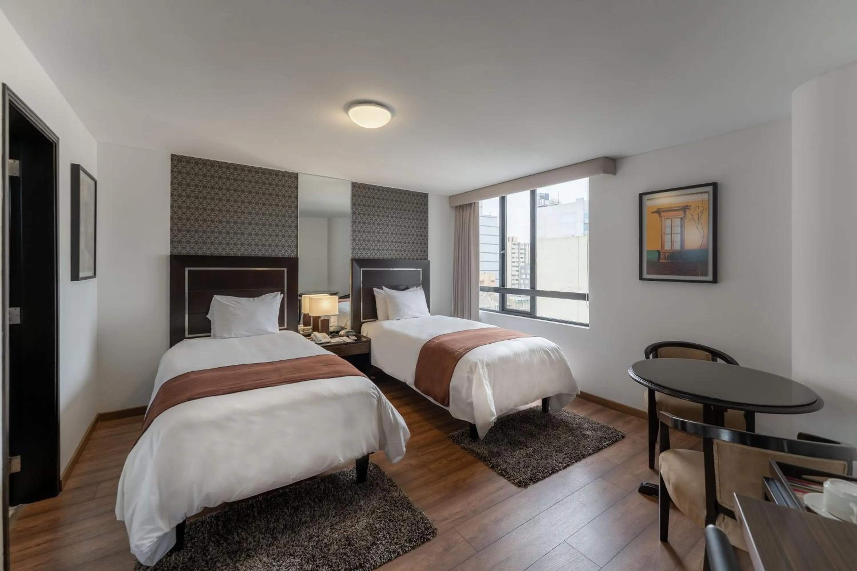 Bed in Jose Antonio Executive