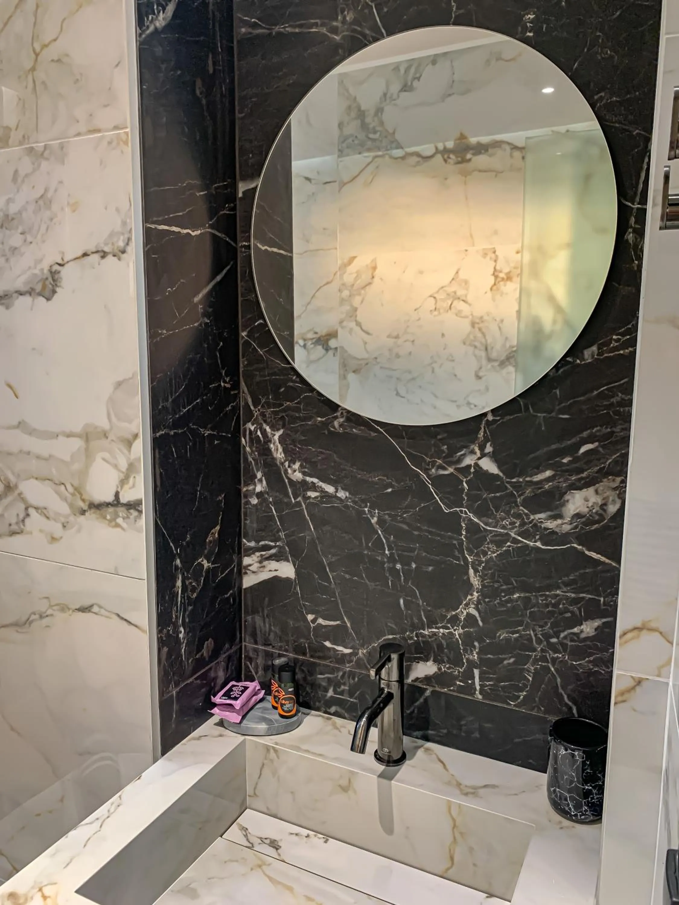 Bathroom in Amphitrite Hotel