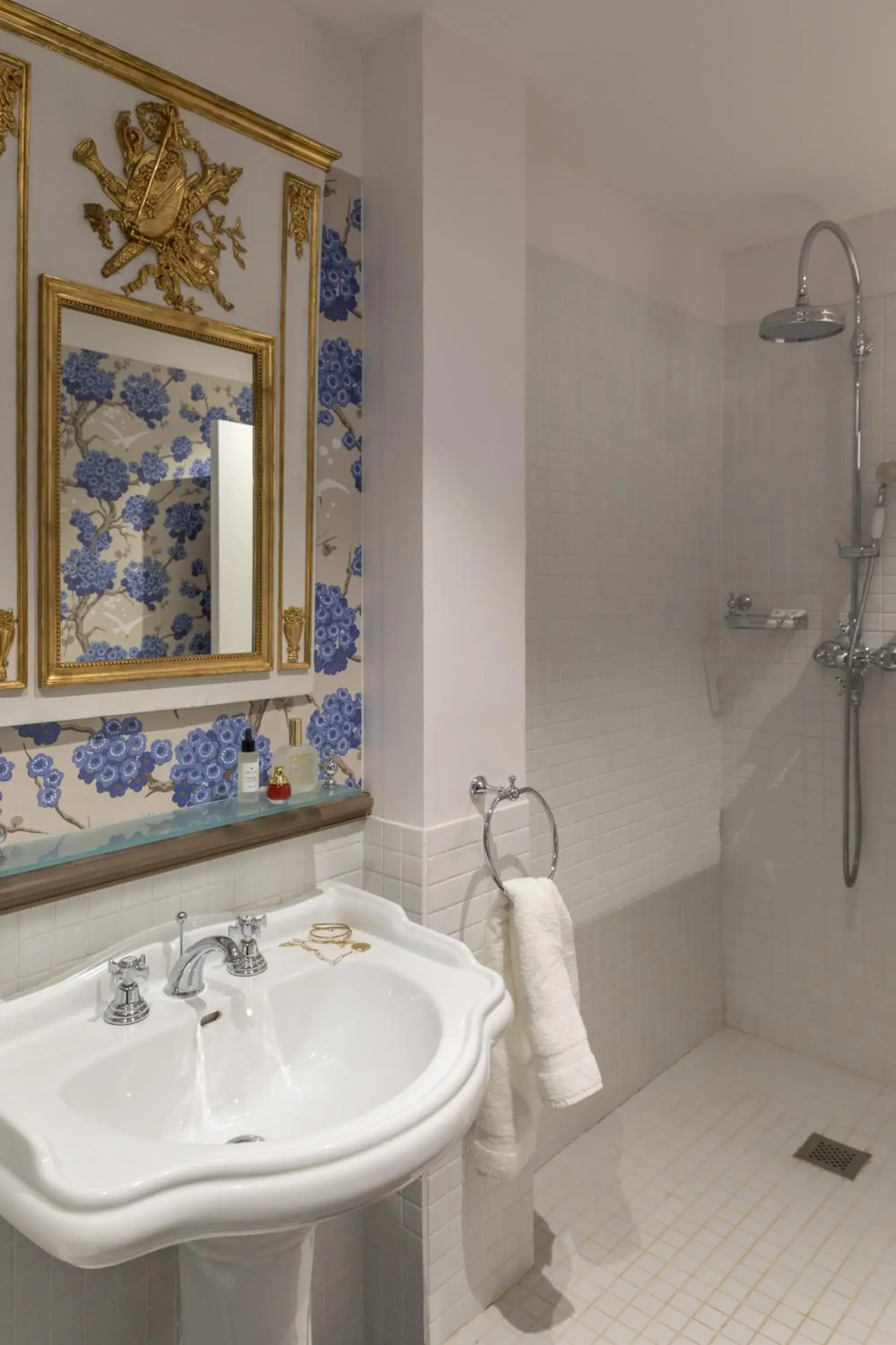 Standard Double Room - Annex in Château de Saulon Standard Double Room - Annex in Château de Saulon