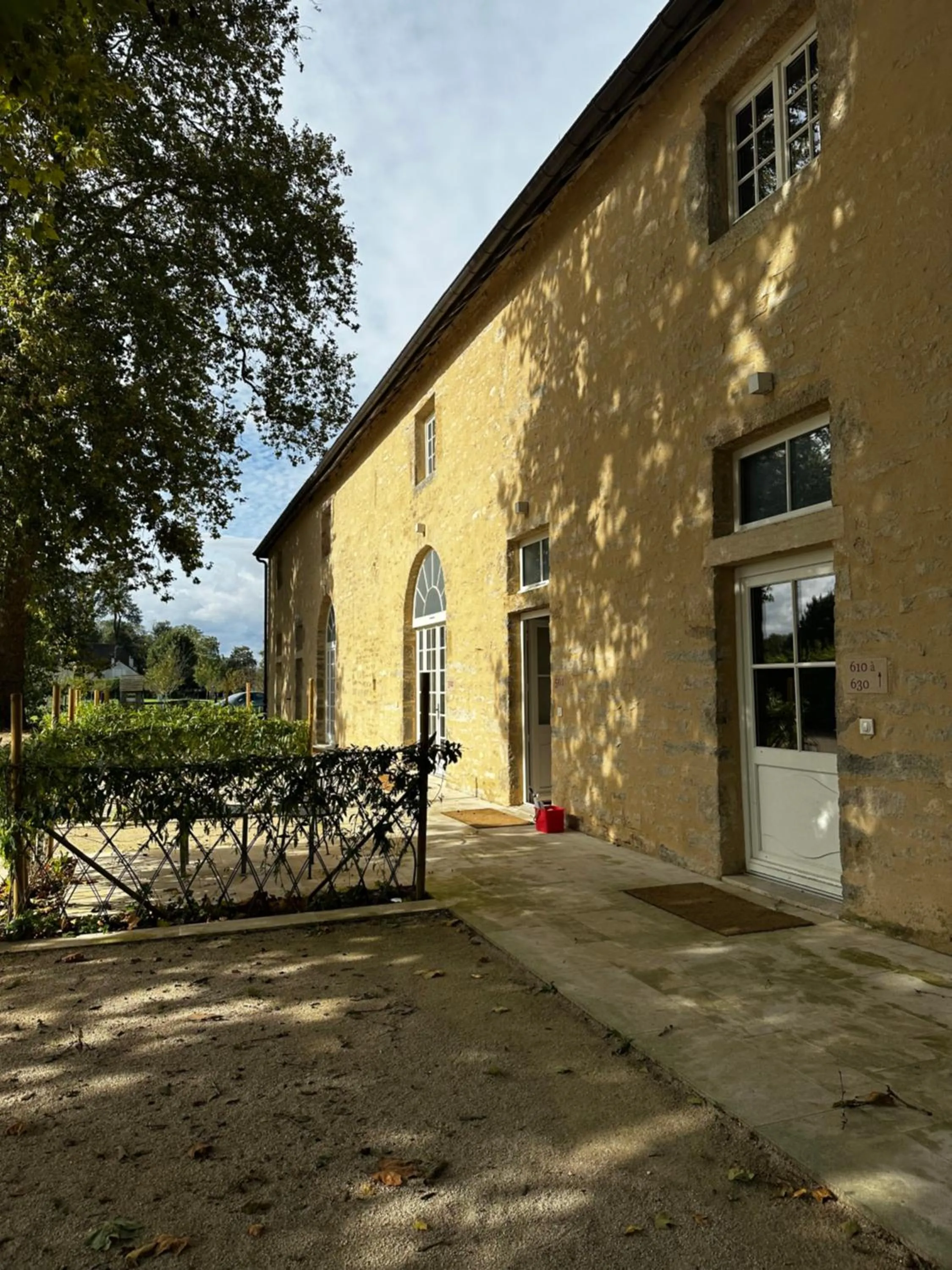 Day in Château de Saulon