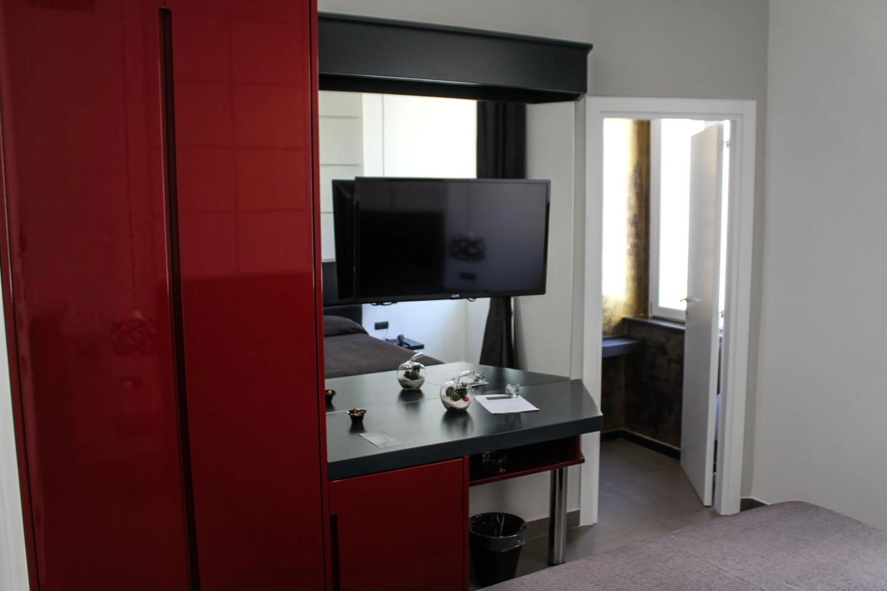 TV and multimedia in Gramsci 21 Rooms