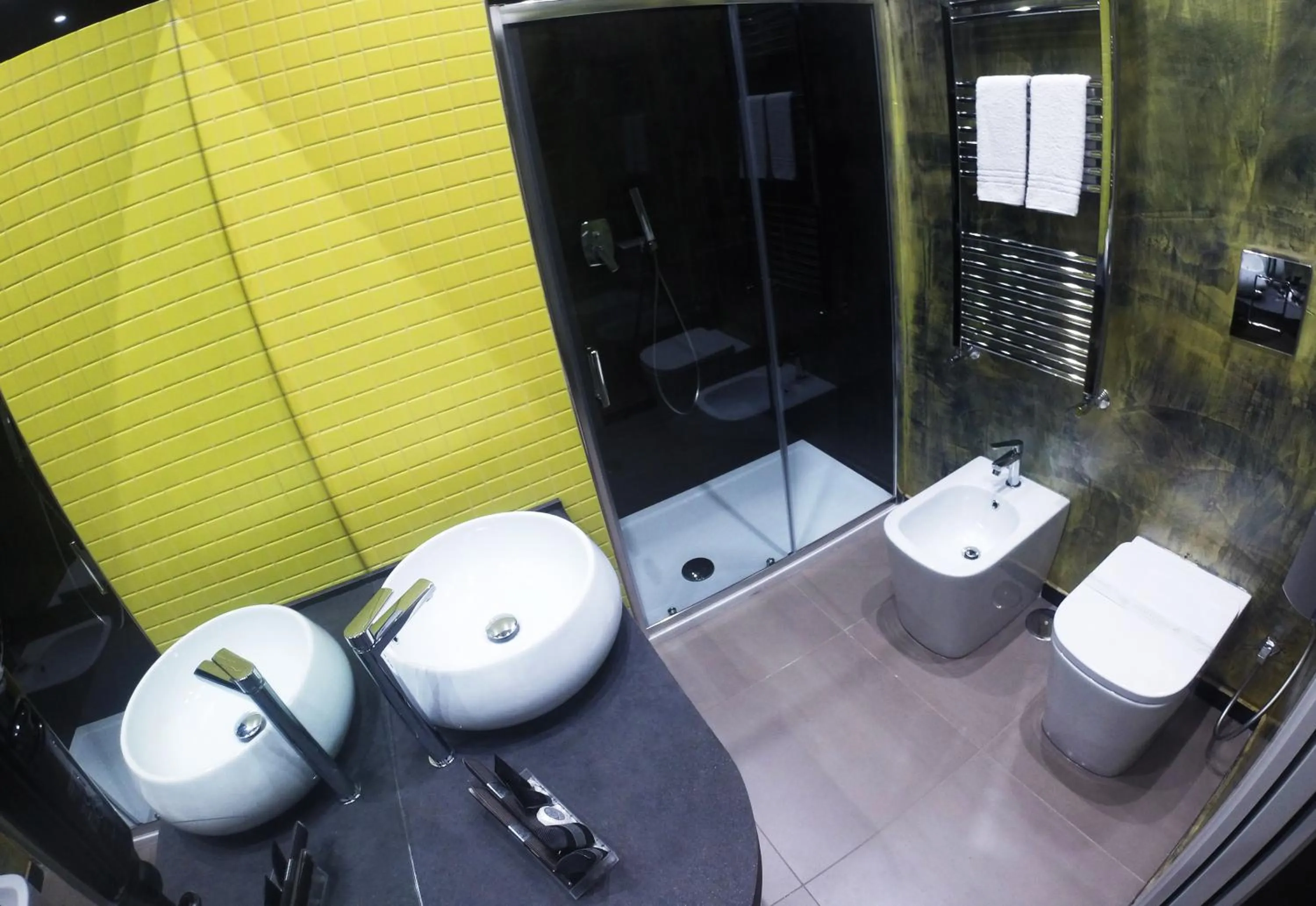 Shower in Gramsci 21 Rooms