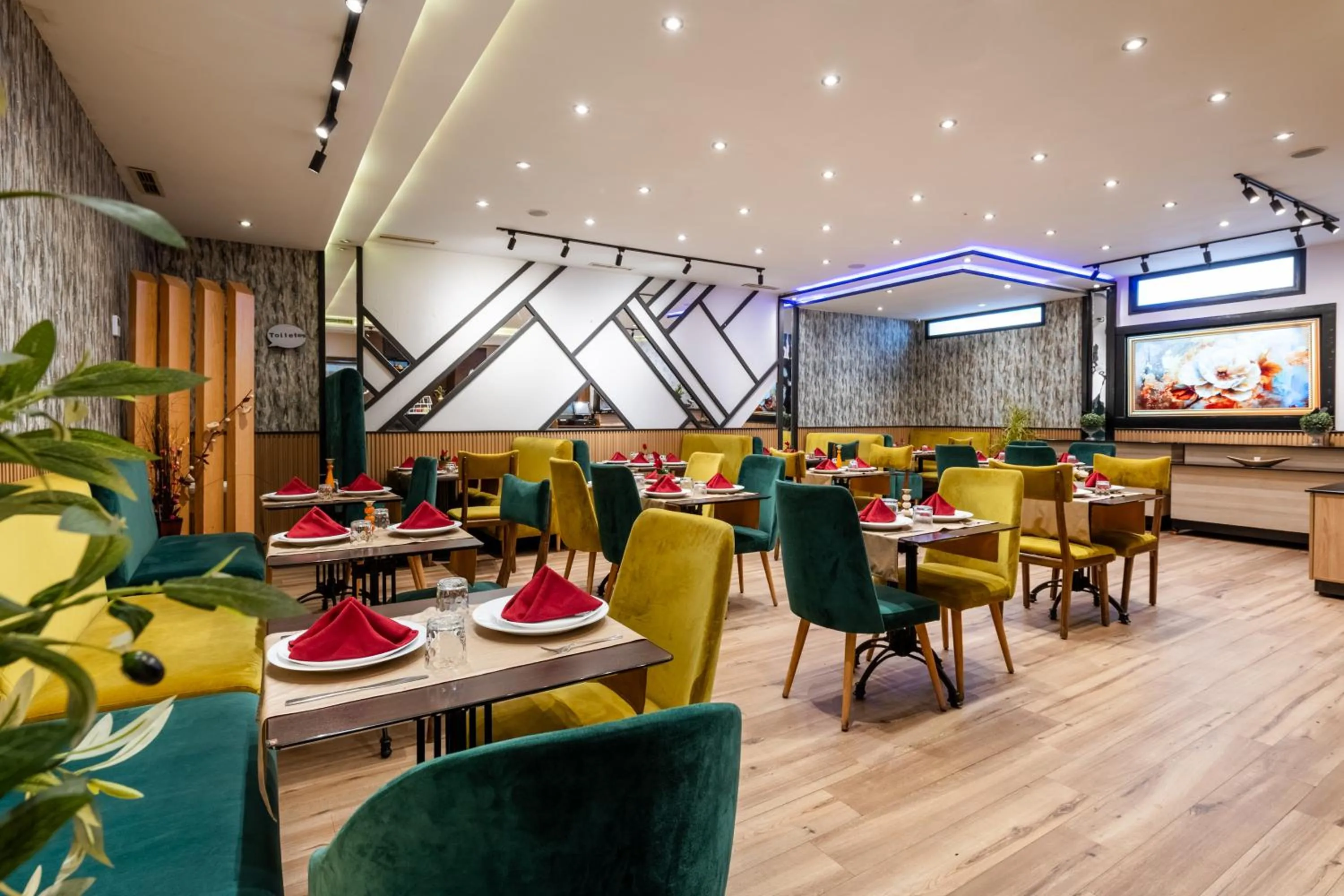 Restaurant/places to eat in Hotel Le Musée