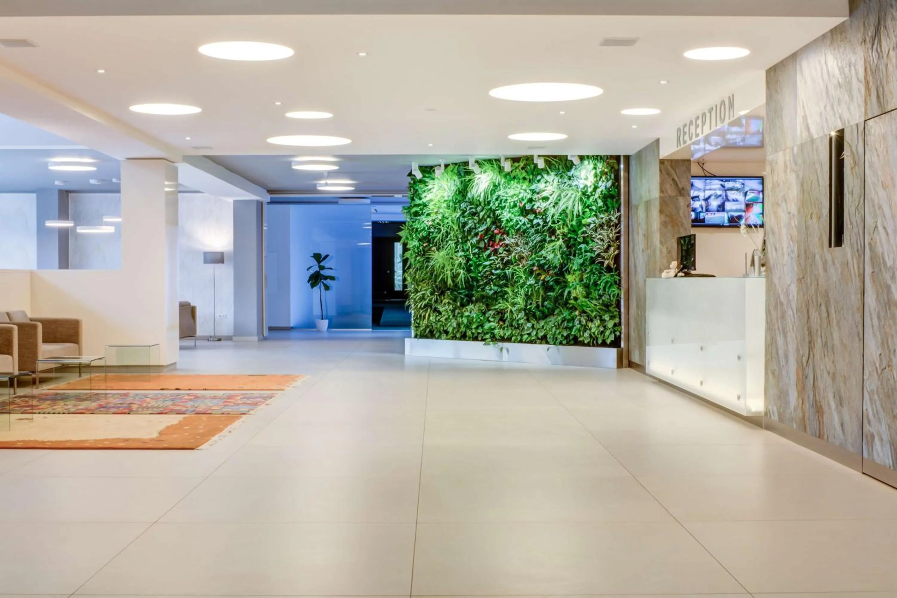 Lobby or reception in Best Western Hotel Vista